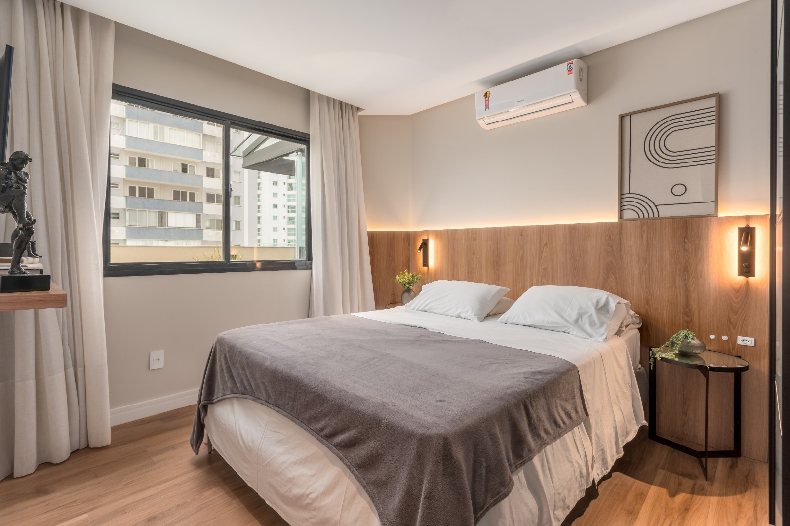 Apartamento à venda com 3 quartos, 180m² - Foto 12