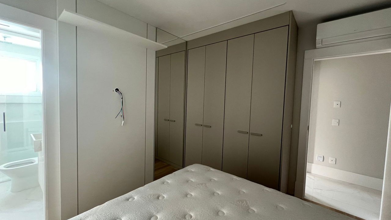 Apartamento à venda com 4 quartos, 150m² - Foto 9