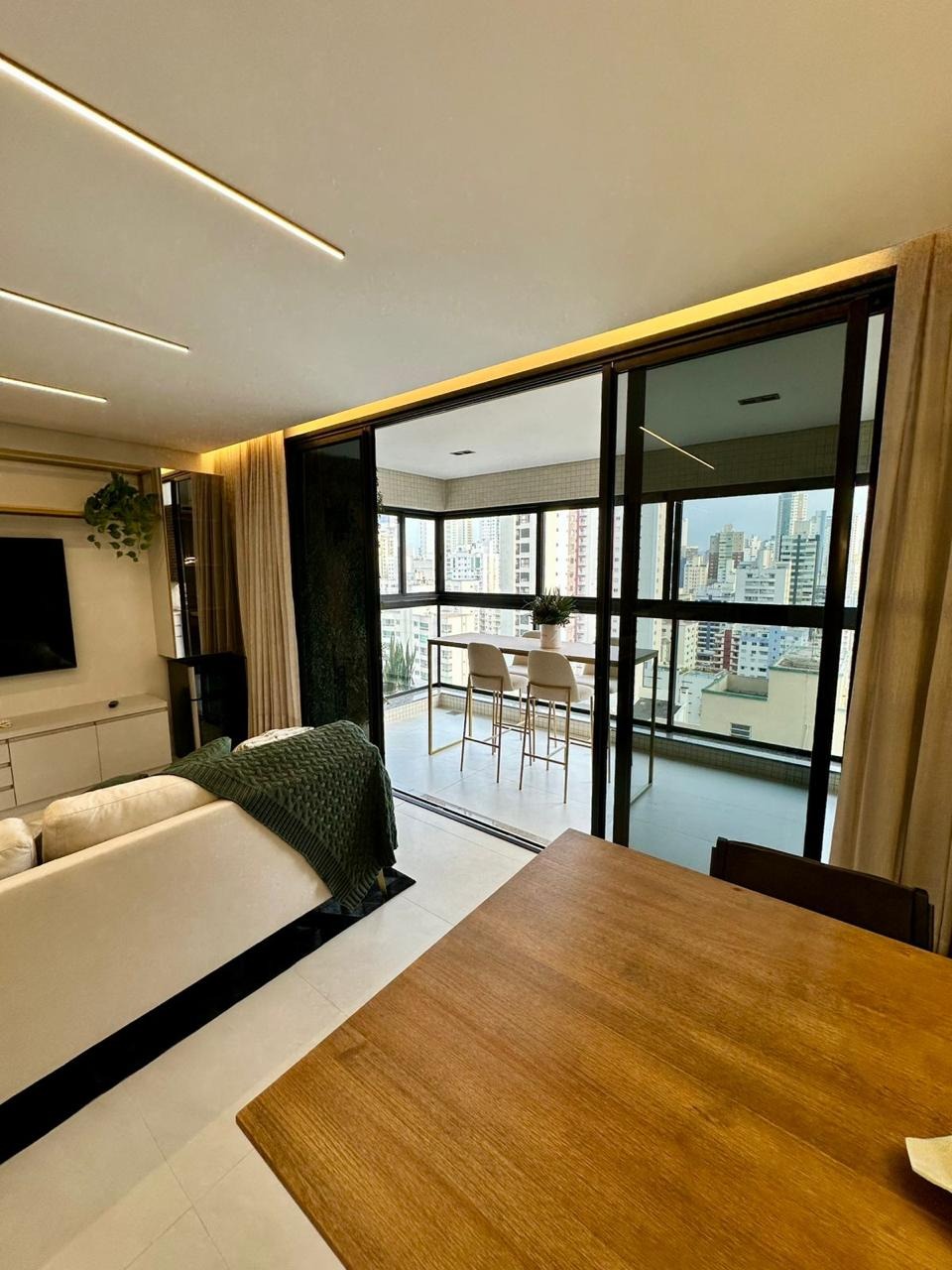 Apartamento à venda com 4 quartos, 137m² - Foto 6