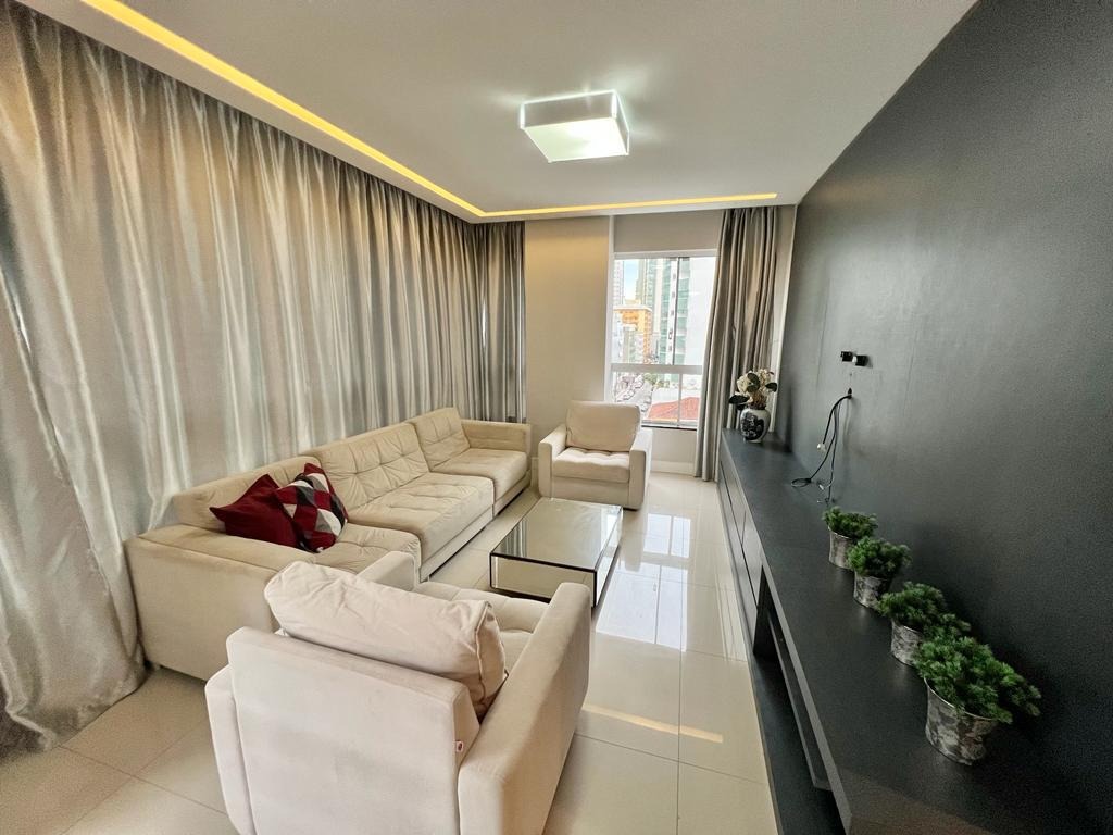 Apartamento à venda com 3 quartos, 118m² - Foto 4