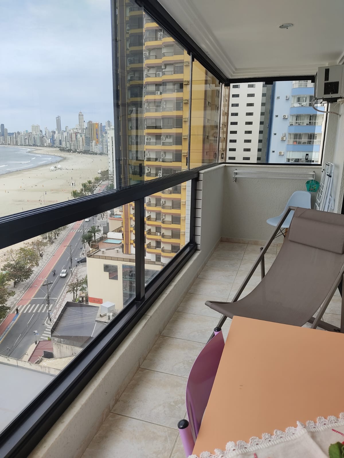 Apartamento à venda com 3 quartos, 150m² - Foto 2