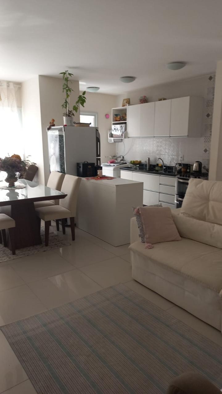 Apartamento à venda com 2 quartos, 90m² - Foto 2