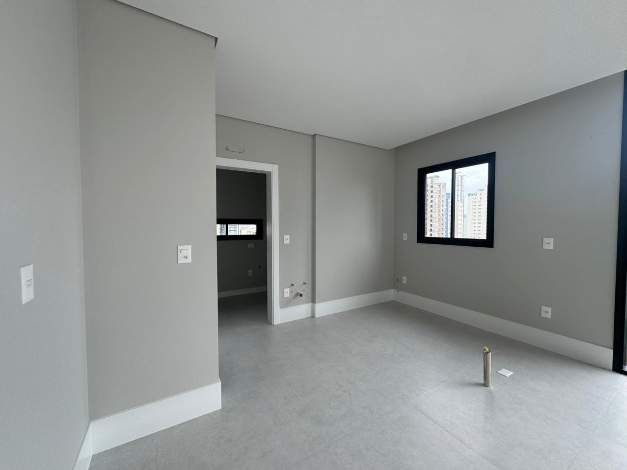 Apartamento à venda com 4 quartos, 135m² - Foto 5