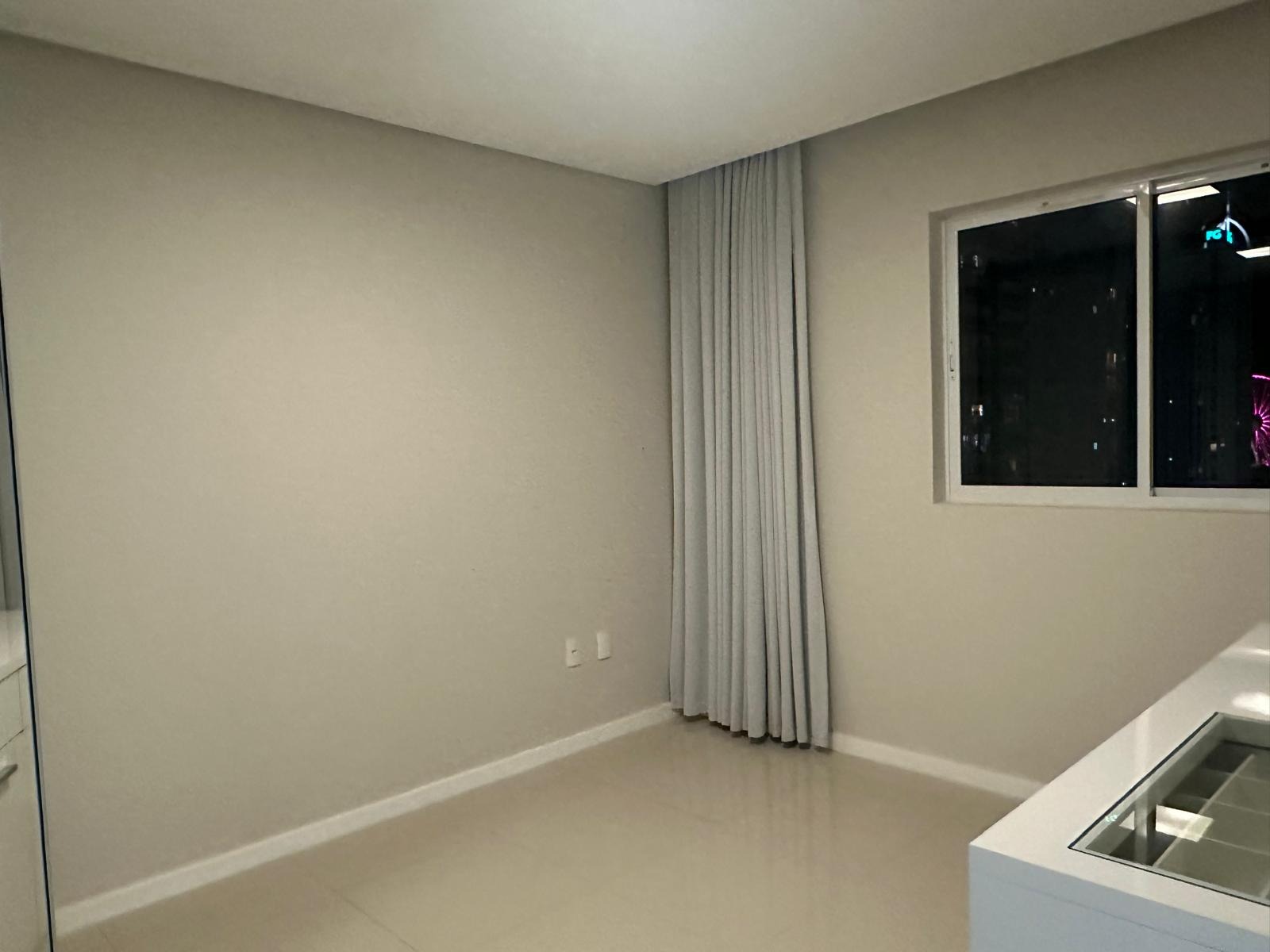 Apartamento para alugar com 3 quartos, 118m² - Foto 11