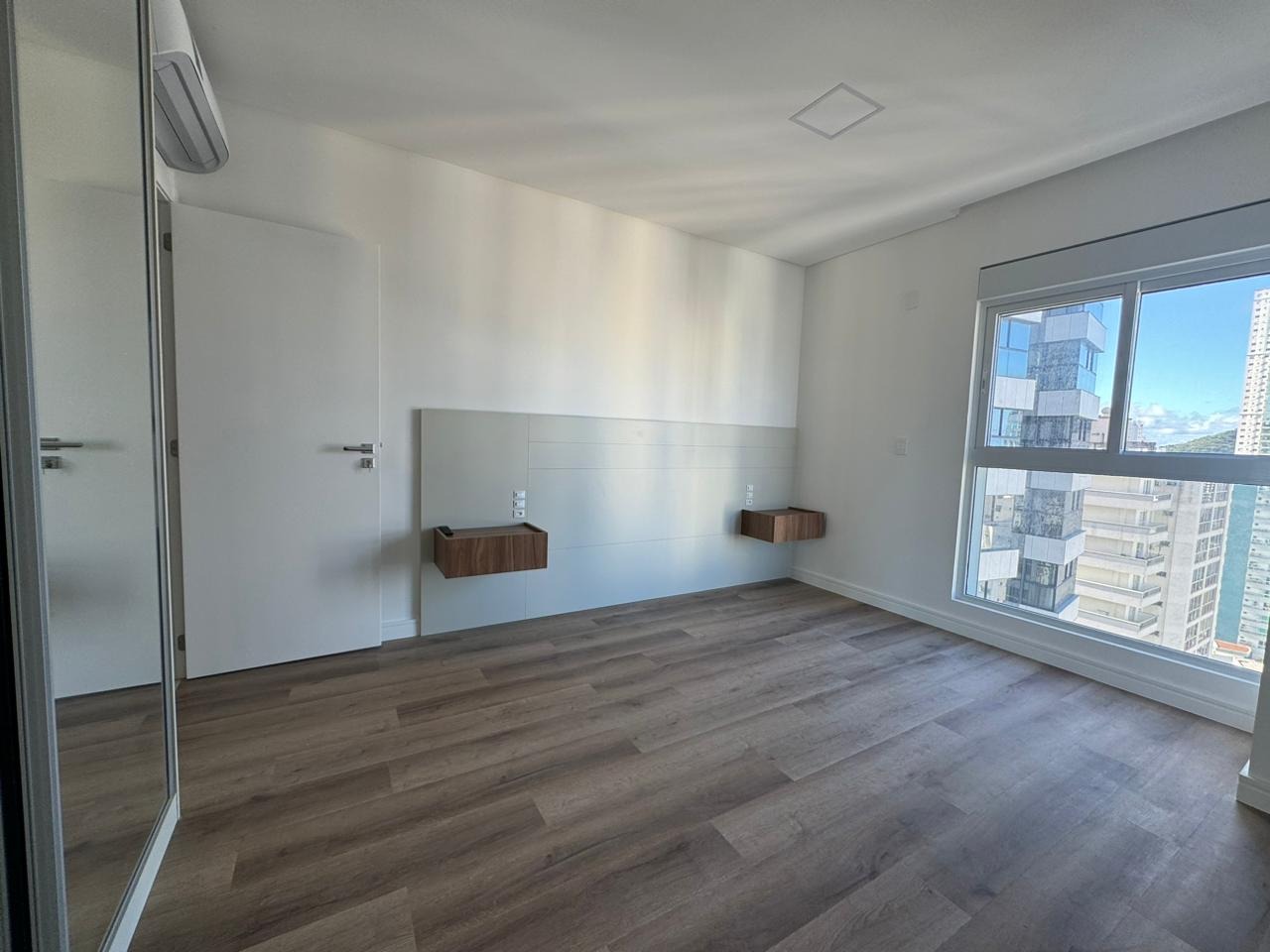 Apartamento à venda com 4 quartos, 163m² - Foto 6