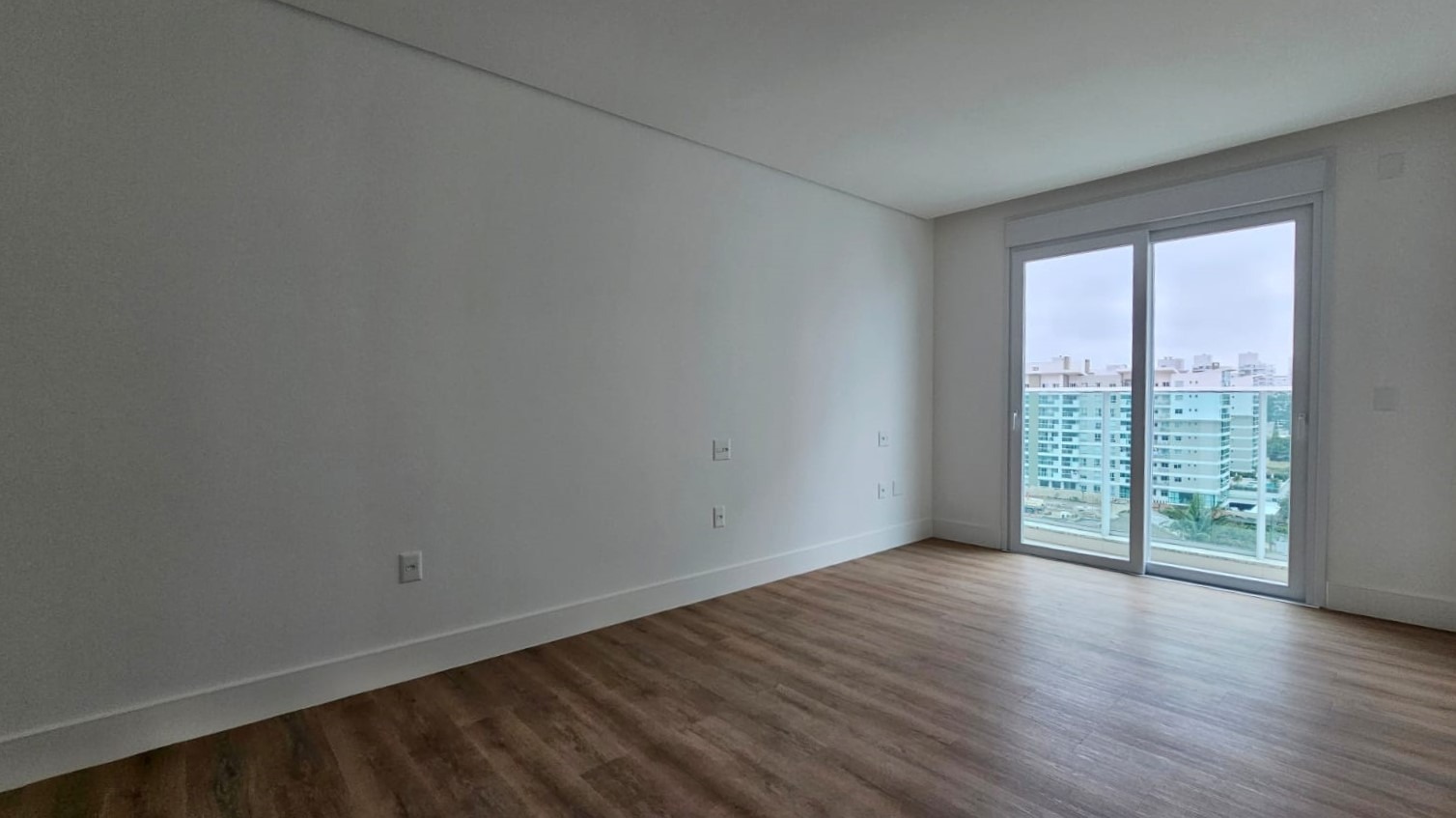 Apartamento à venda com 4 quartos, 205m² - Foto 26