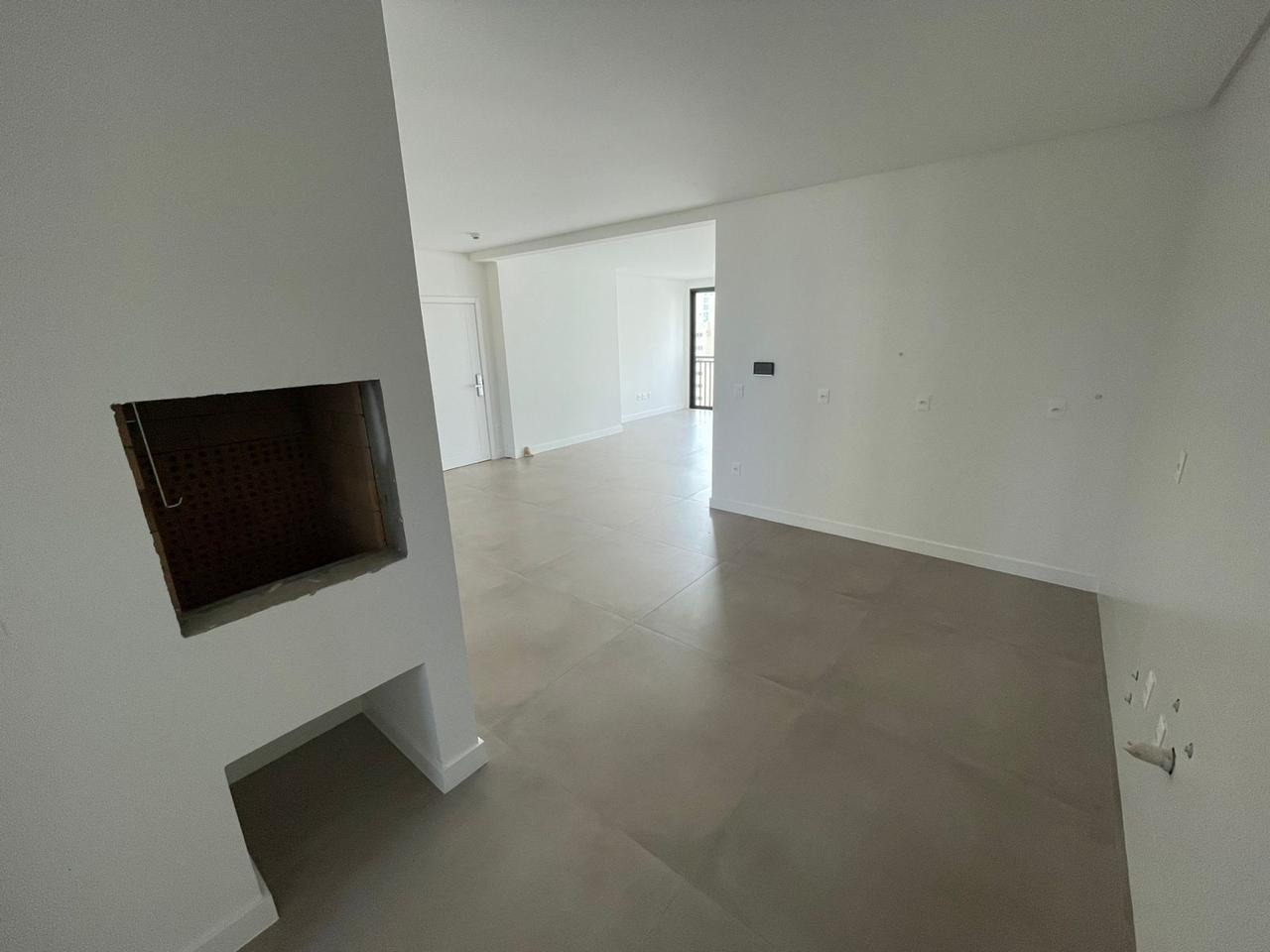 Apartamento à venda com 4 quartos, 149m² - Foto 4