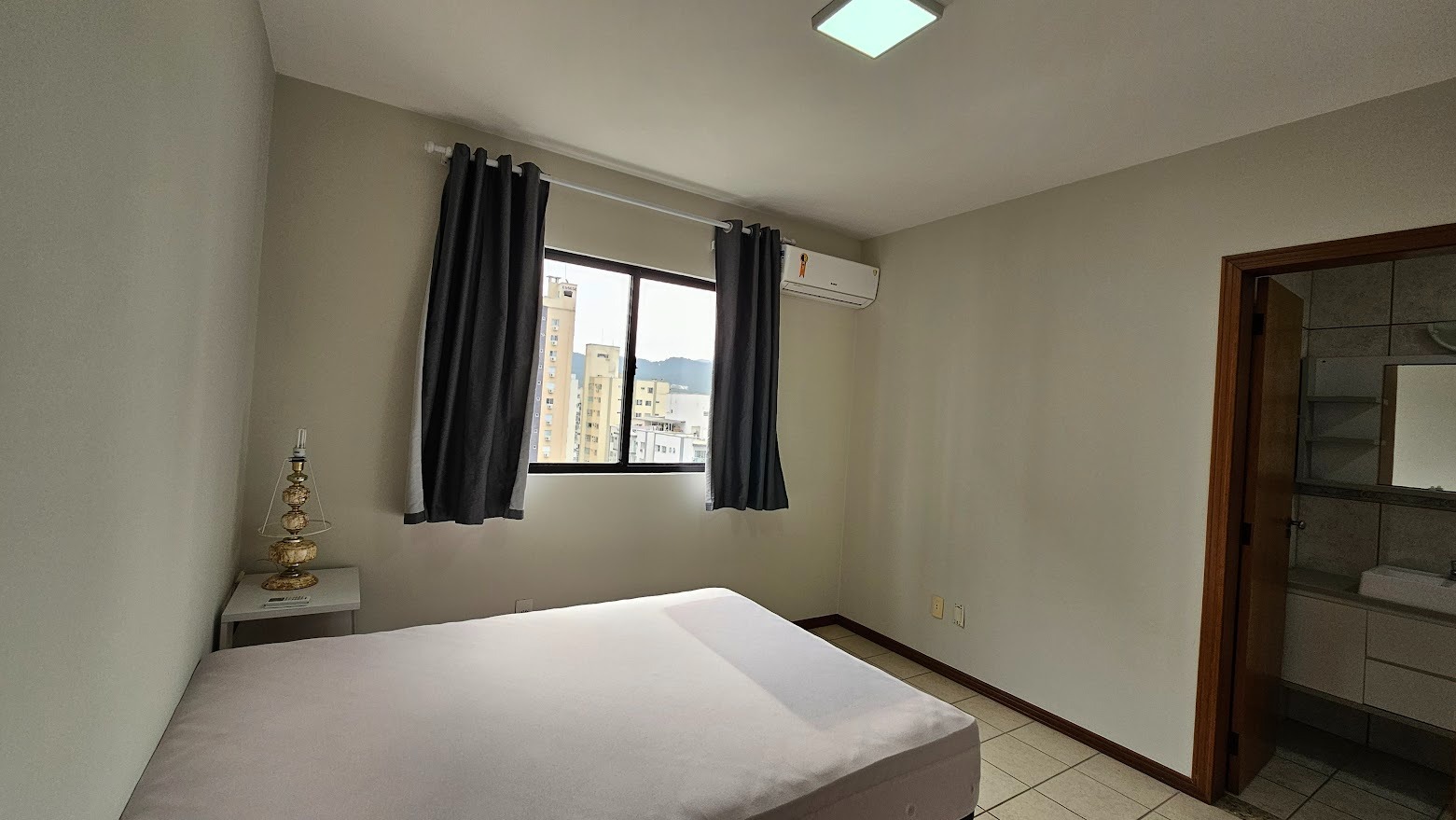 Apartamento à venda com 3 quartos, 116m² - Foto 9