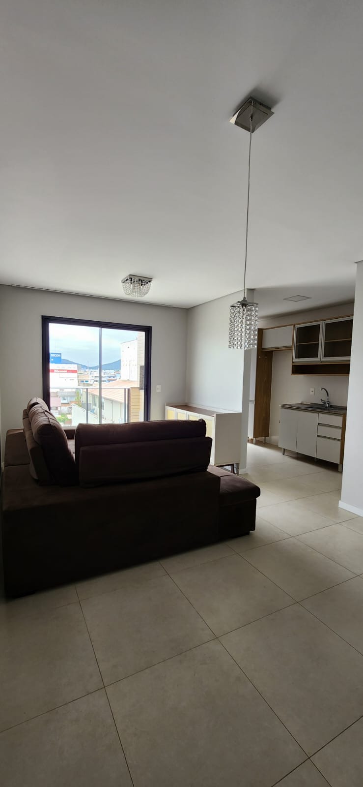 Apartamento à venda com 2 quartos, 80m² - Foto 2