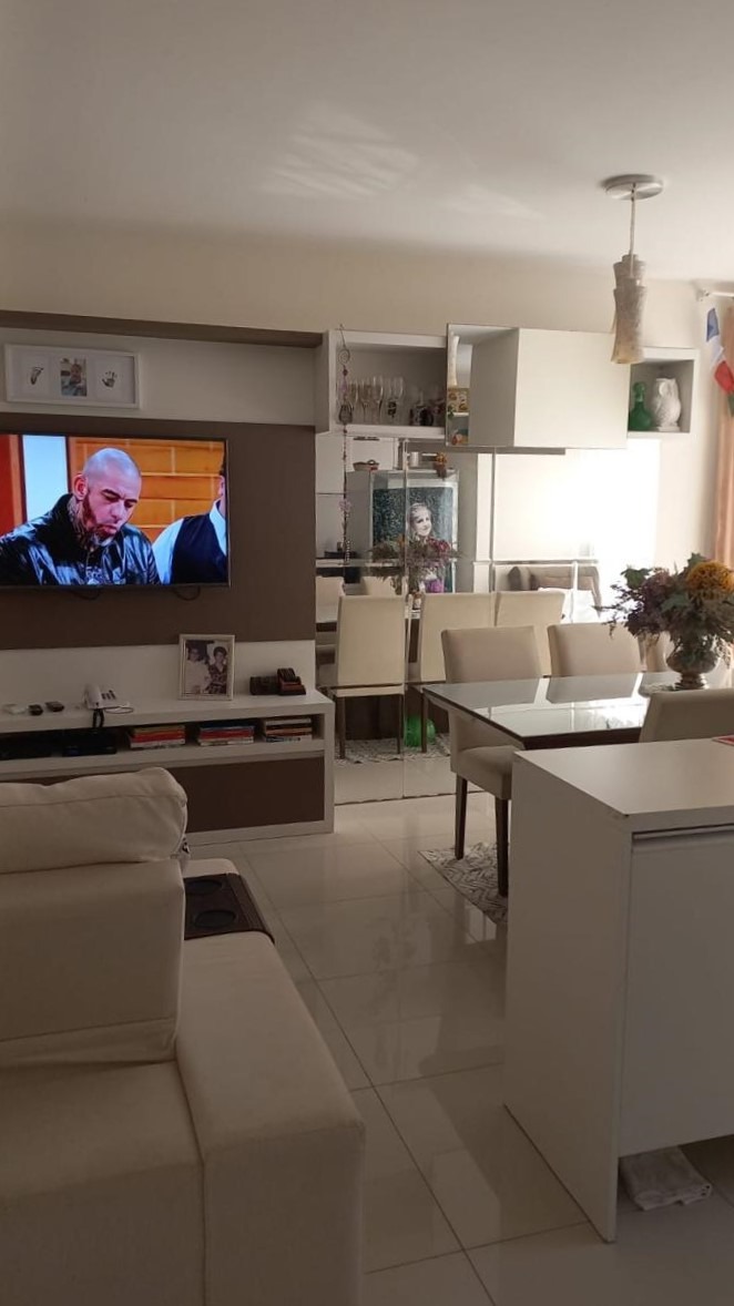 Apartamento à venda com 2 quartos, 90m² - Foto 1