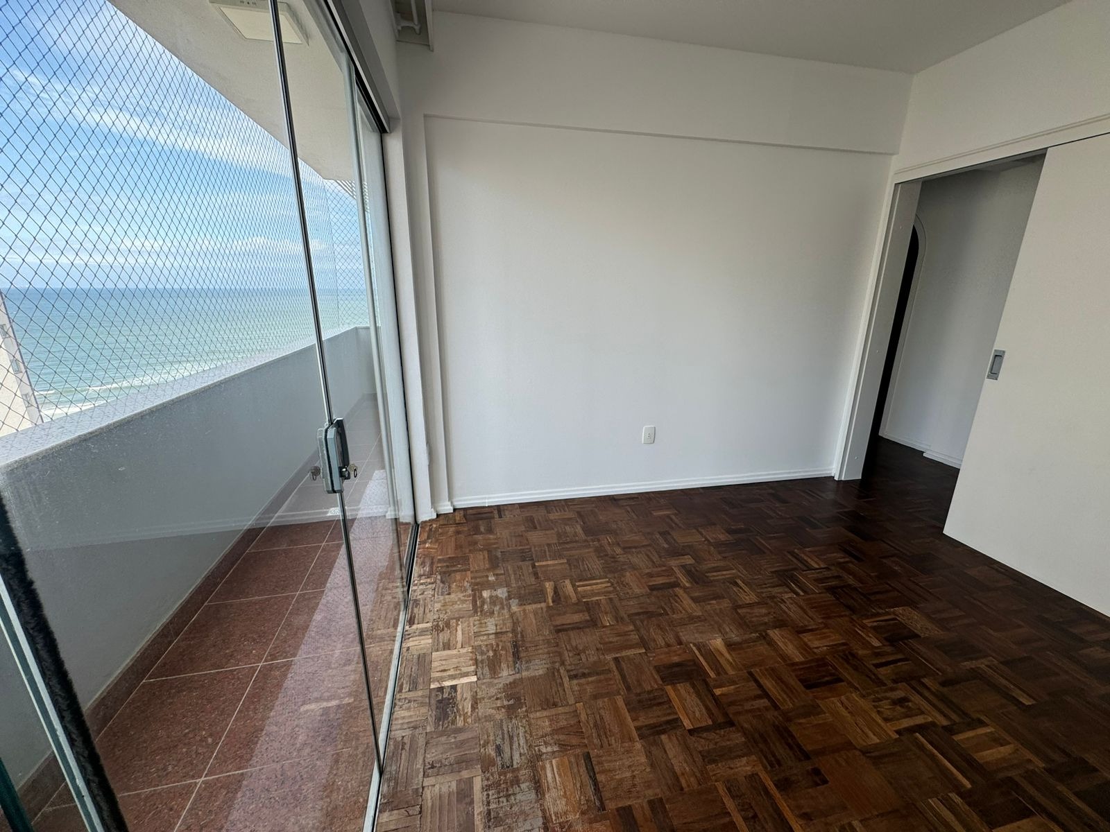 Apartamento para alugar com 4 quartos, 210m² - Foto 18