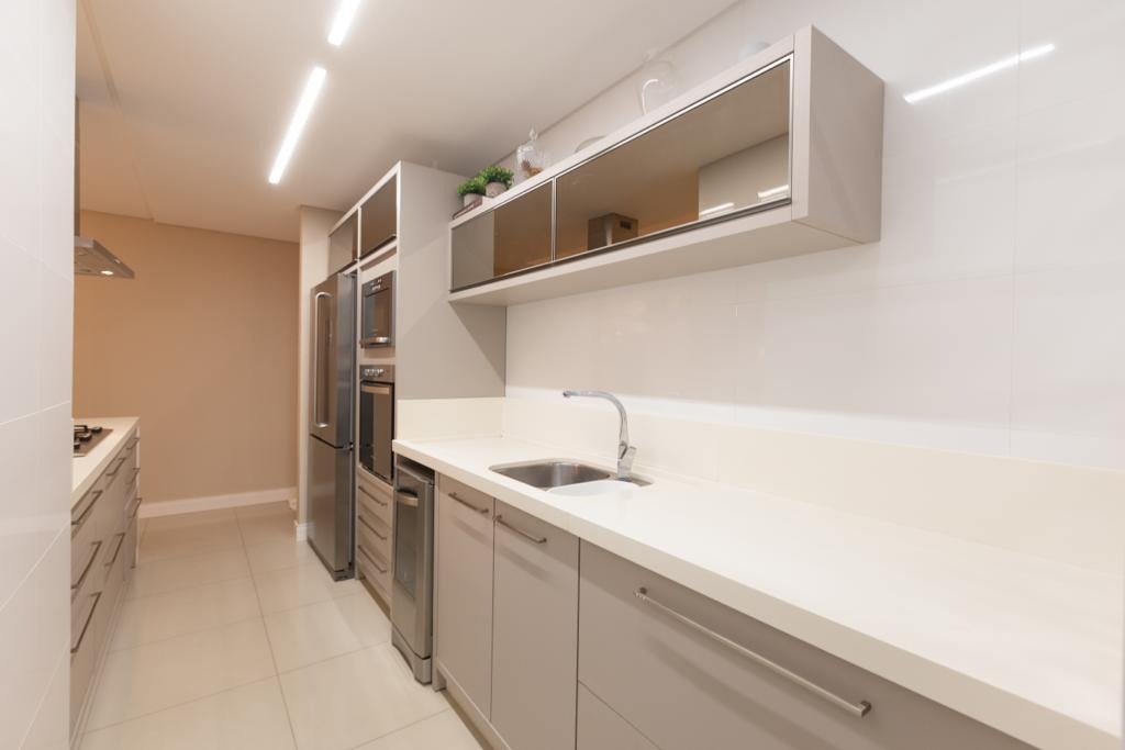 Apartamento à venda com 3 quartos, 107m² - Foto 13