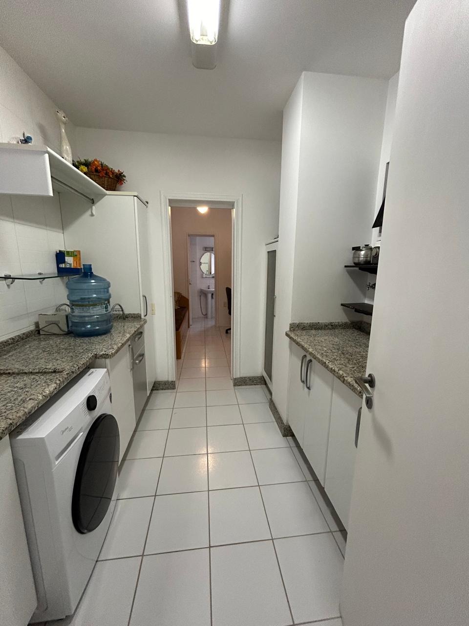 Apartamento à venda com 3 quartos, 142m² - Foto 10