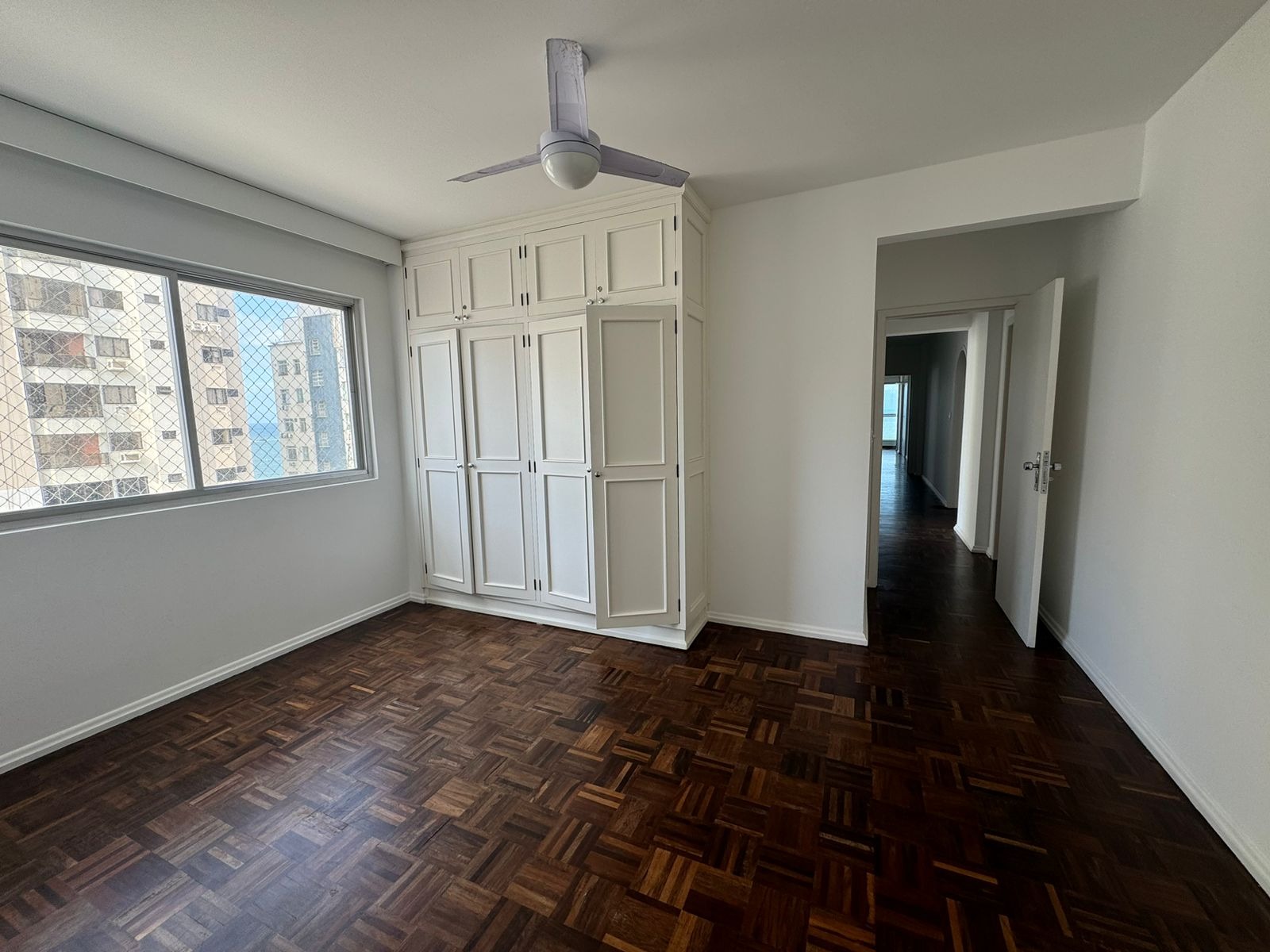 Apartamento para alugar com 4 quartos, 210m² - Foto 21