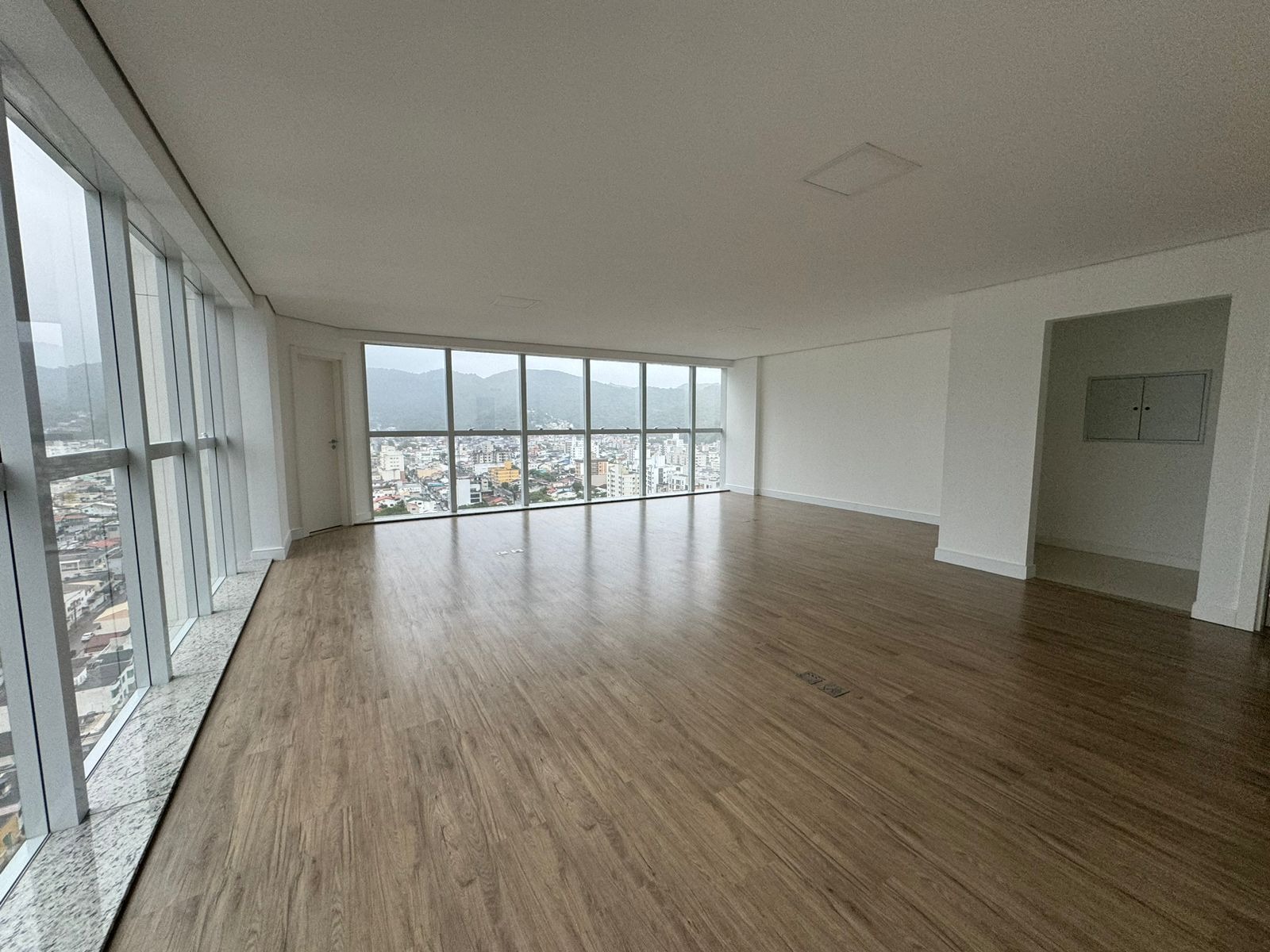 Conjunto Comercial-Sala para alugar, 66m² - Foto 10