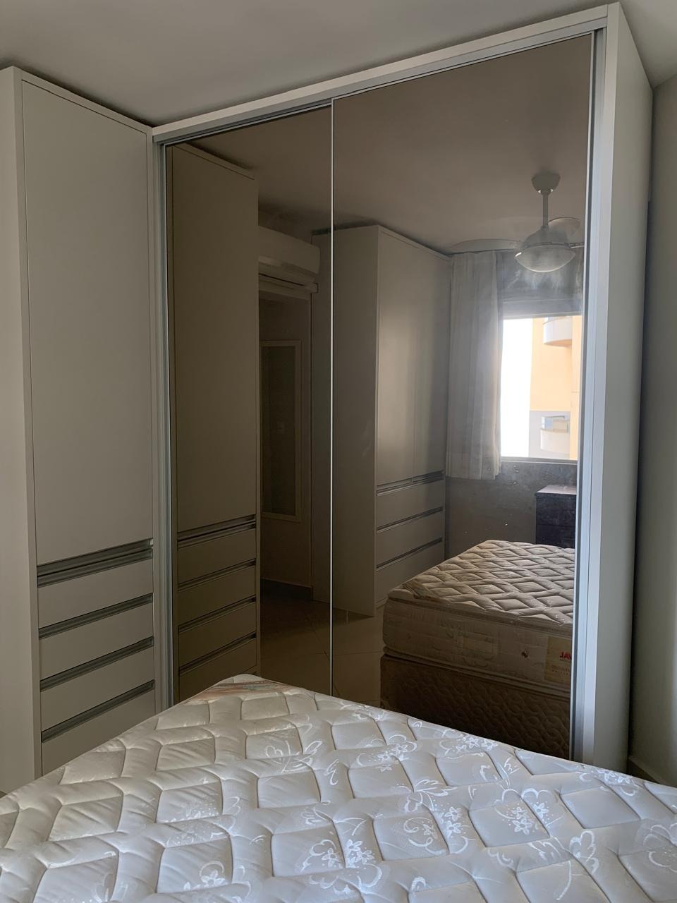 Apartamento à venda com 3 quartos, 111m² - Foto 8