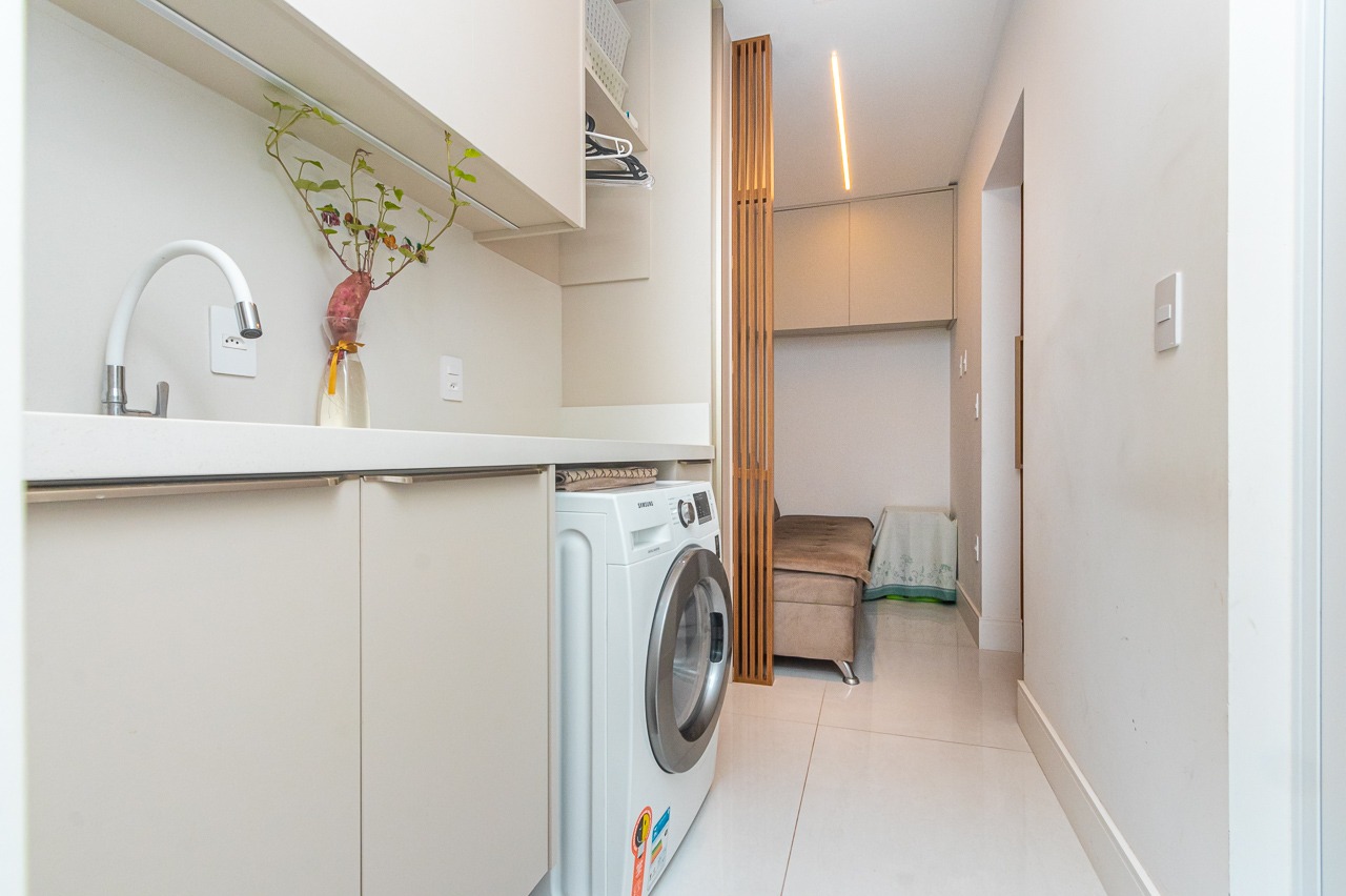 Apartamento à venda com 4 quartos, 200m² - Foto 60