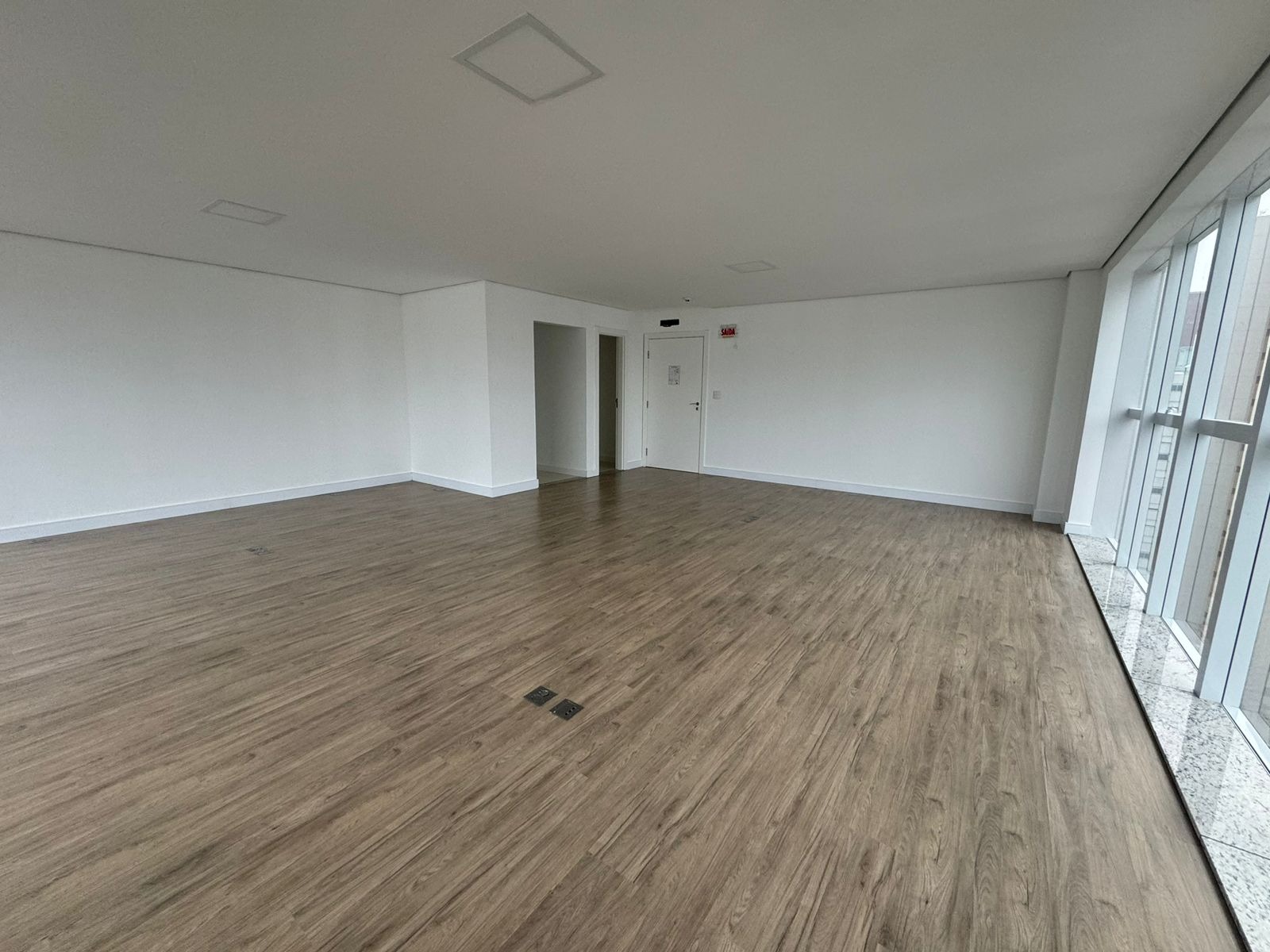 Conjunto Comercial-Sala para alugar, 66m² - Foto 11