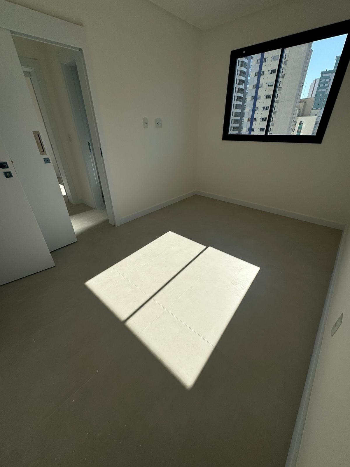 Apartamento à venda com 3 quartos, 115m² - Foto 14