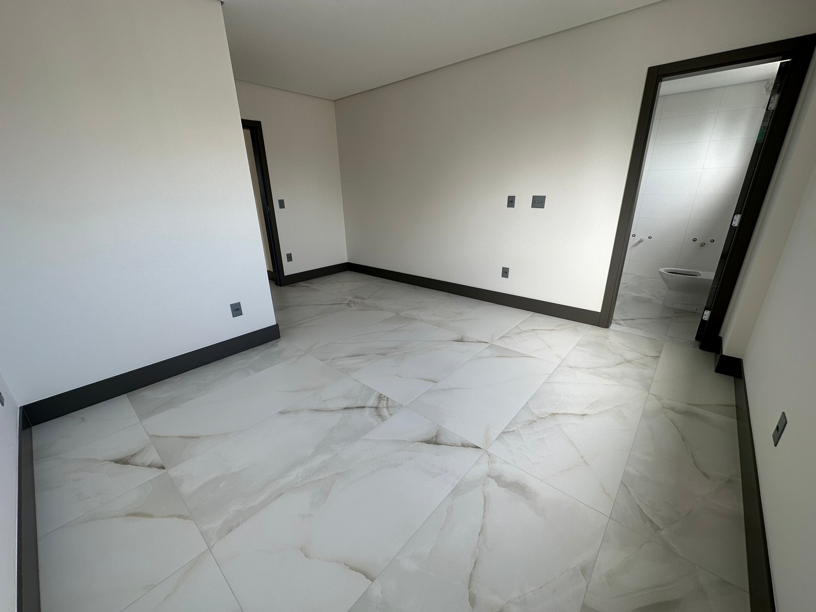 Apartamento à venda com 3 quartos, 135m² - Foto 14