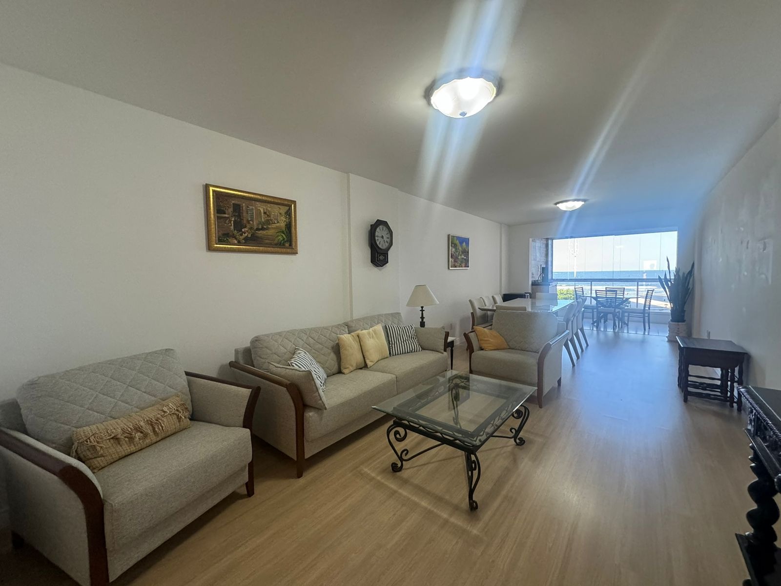 Apartamento à venda com 4 quartos, 210m² - Foto 1