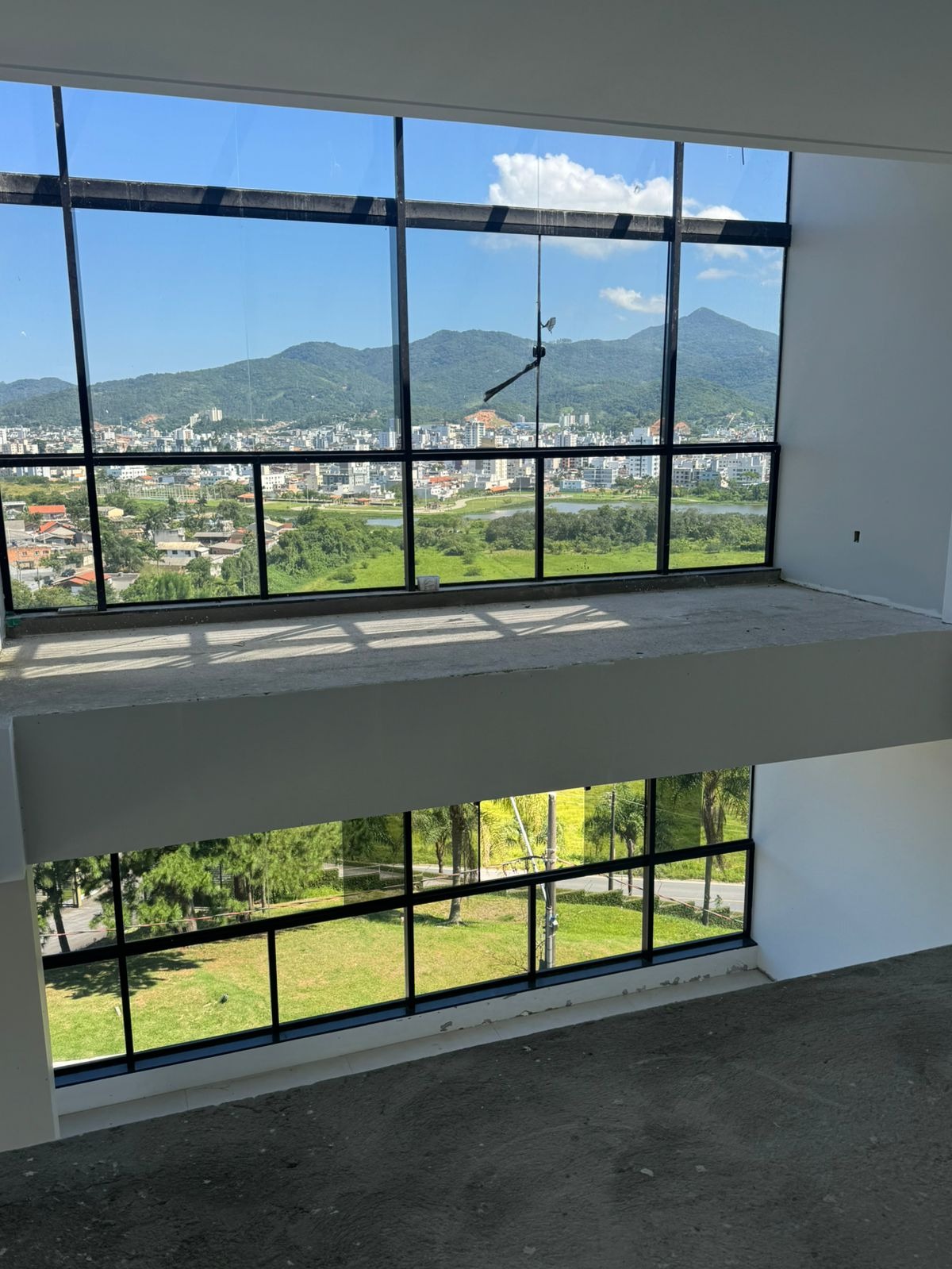 Casa de Condomínio à venda com 4 quartos, 409m² - Foto 8