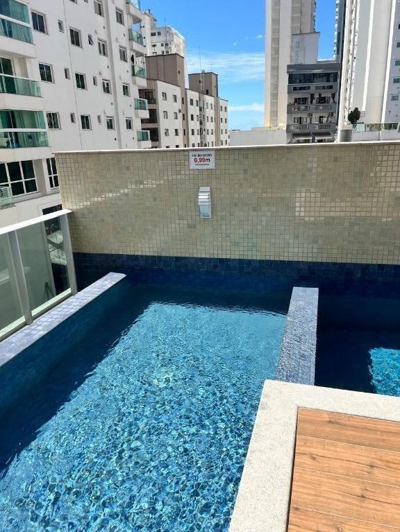 Apartamento para alugar com 4 quartos, 143m² - Foto 19