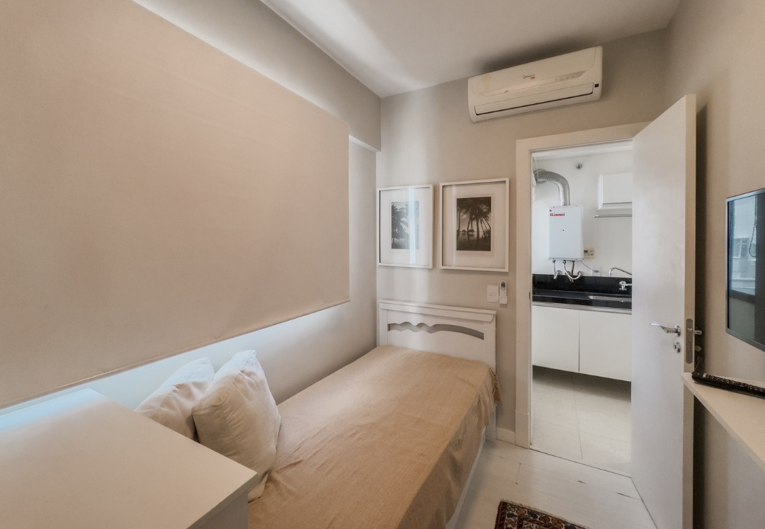 Apartamento à venda com 3 quartos, 156m² - Foto 18