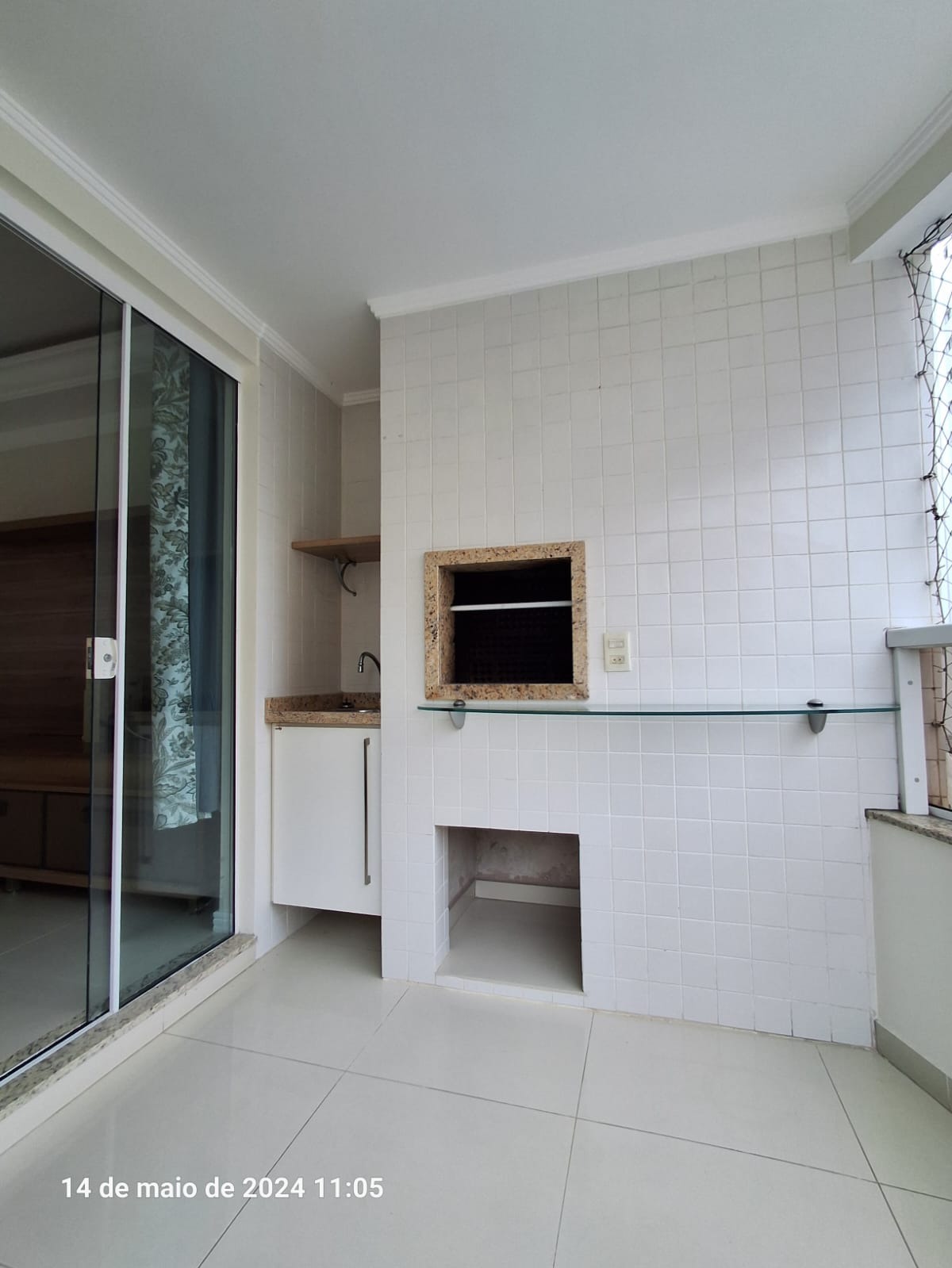 Apartamento à venda com 3 quartos, 96m² - Foto 3