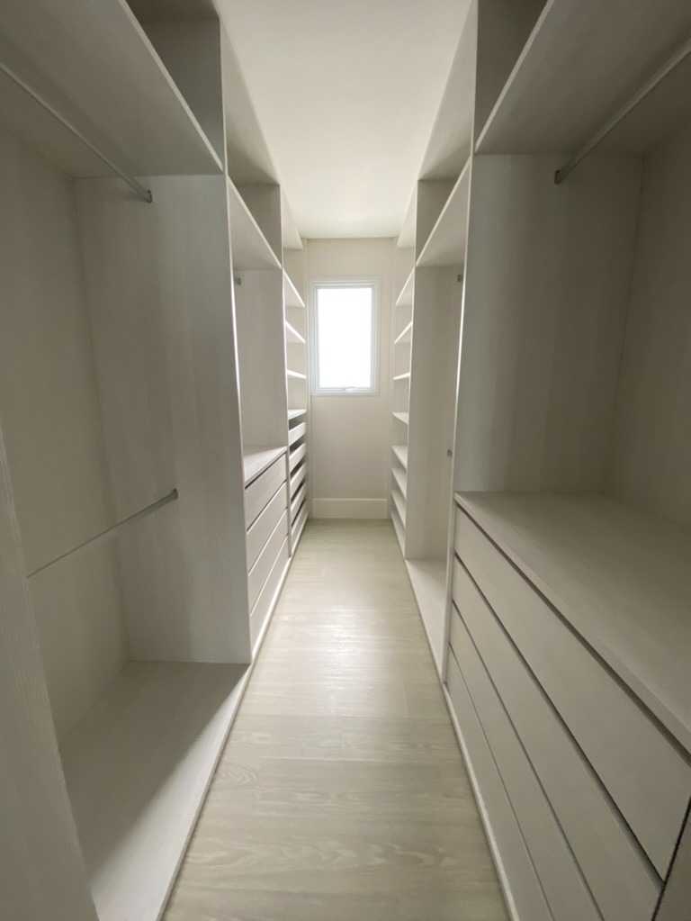 Apartamento à venda com 4 quartos, 237m² - Foto 13