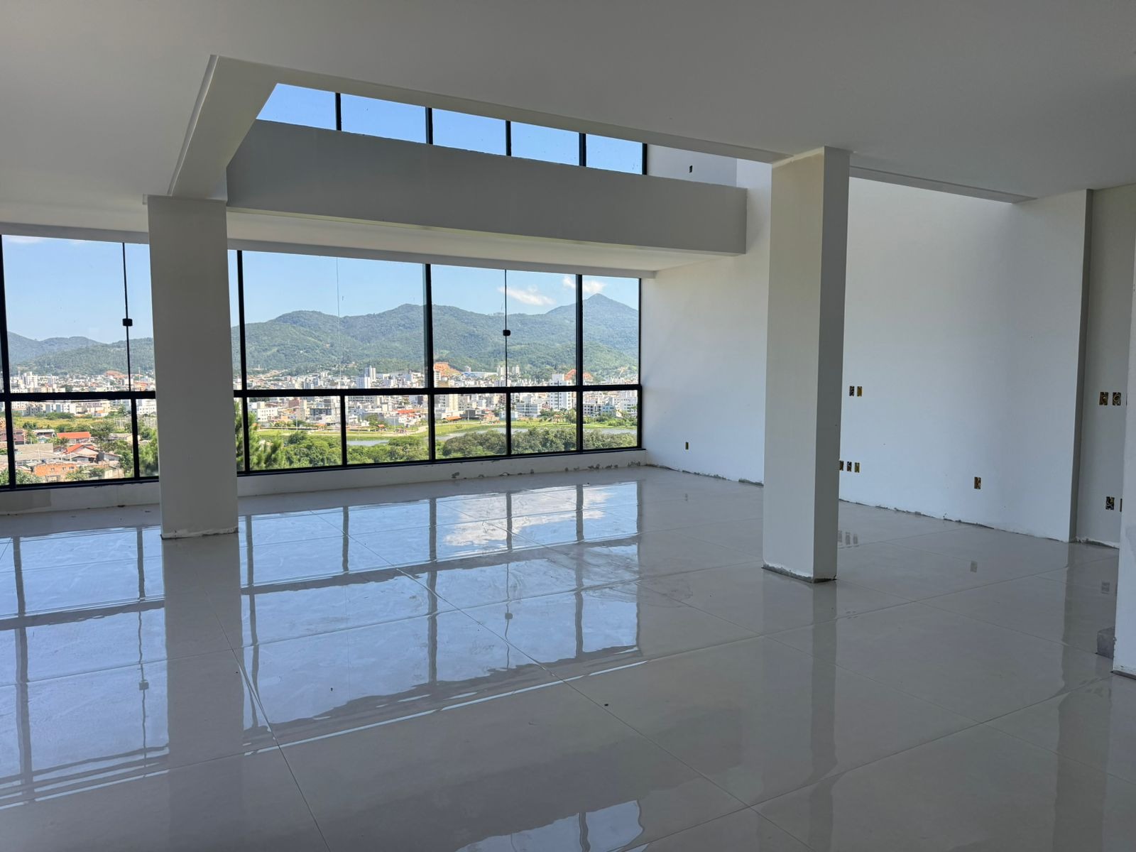 Casa de Condomínio à venda com 4 quartos, 409m² - Foto 16