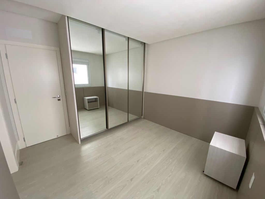 Apartamento à venda com 4 quartos, 237m² - Foto 16