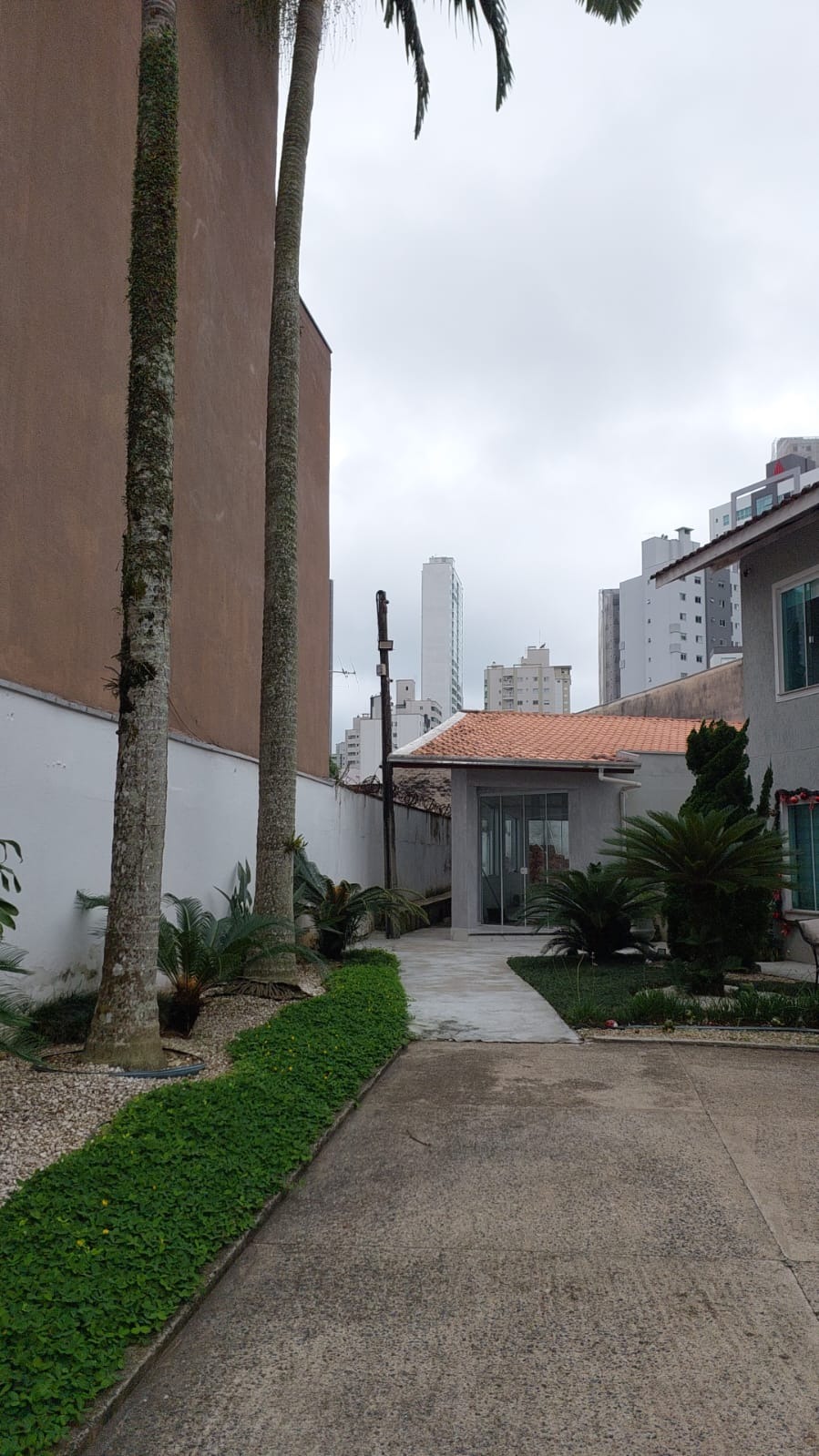 Casa de Condomínio à venda com 4 quartos, 300m² - Foto 38