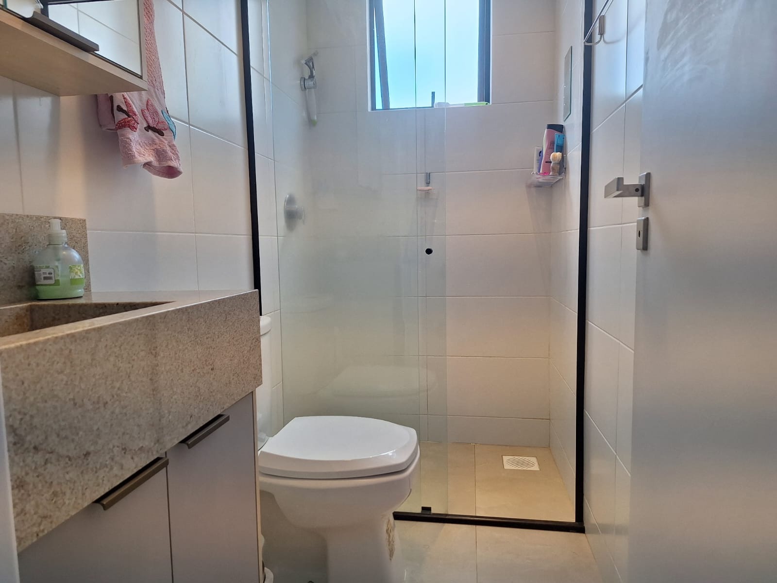 Apartamento à venda com 2 quartos, 64m² - Foto 11