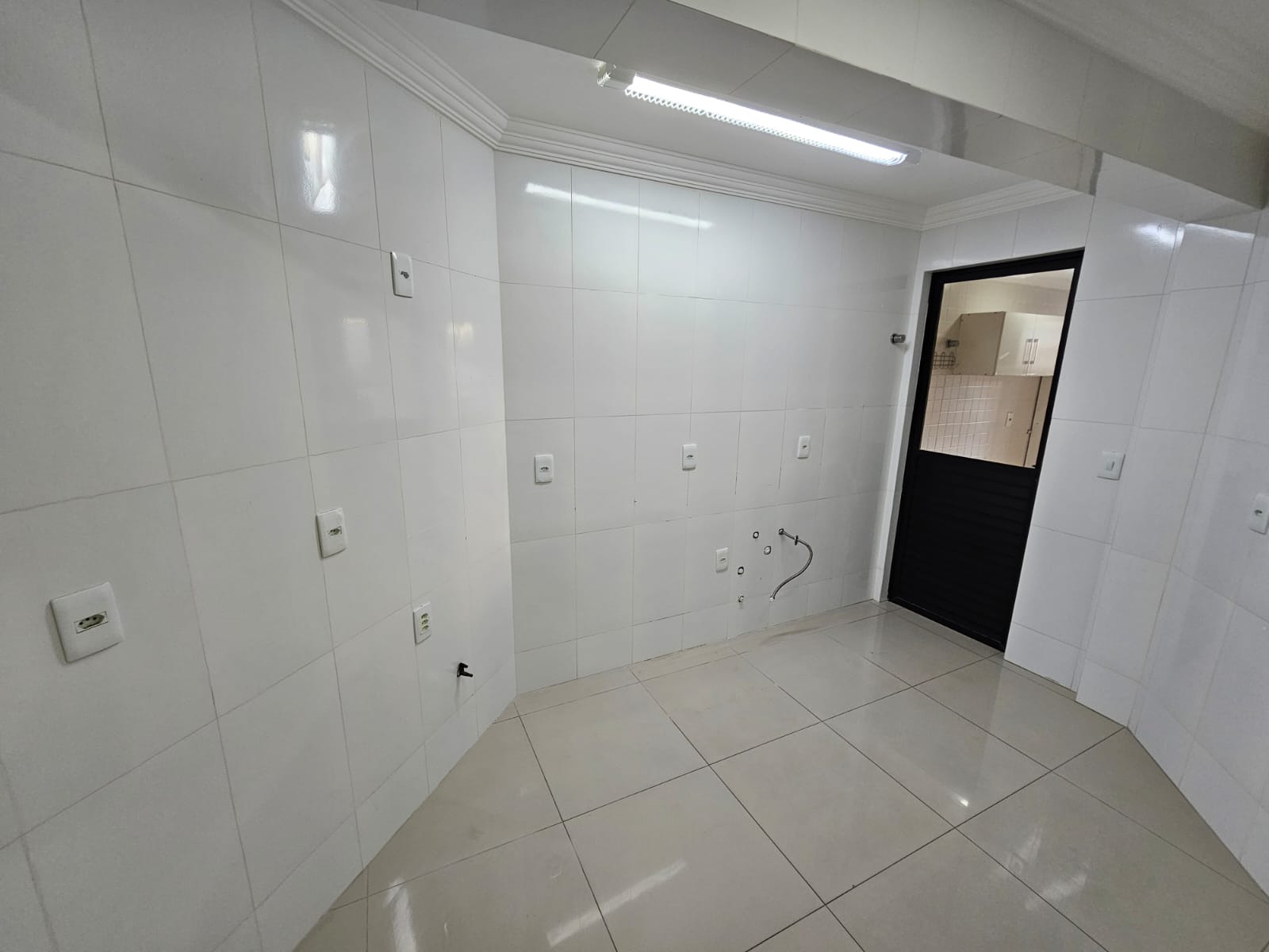 Apartamento à venda com 3 quartos, 99m² - Foto 9