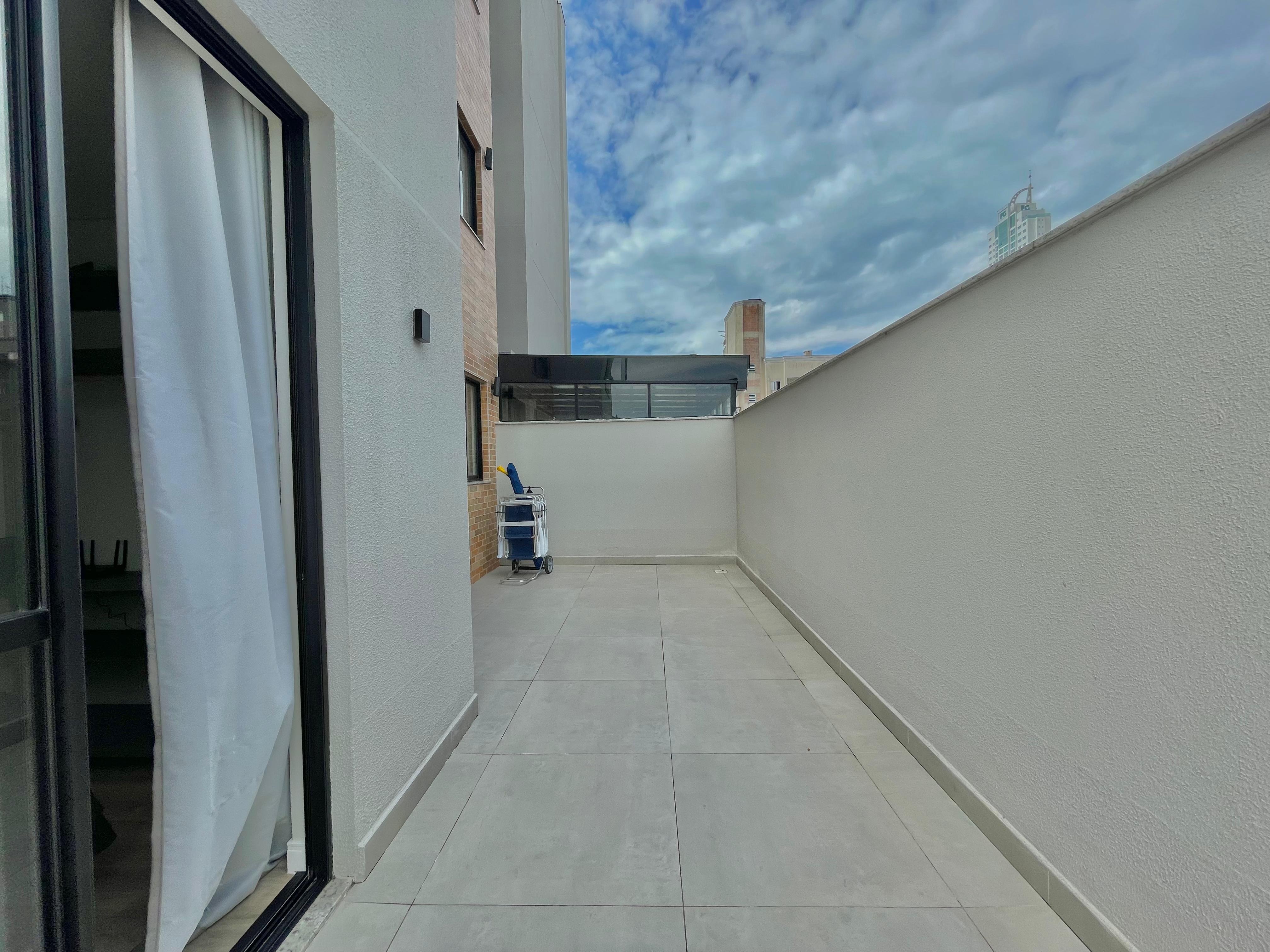 Apartamento à venda com 2 quartos, 65m² - Foto 8