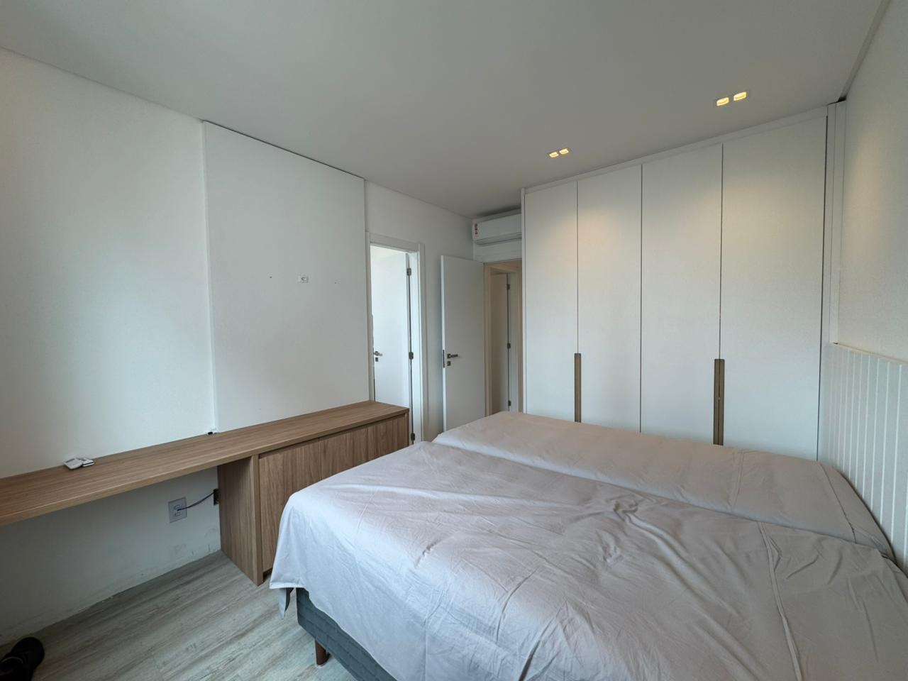 Apartamento para alugar com 4 quartos, 143m² - Foto 9