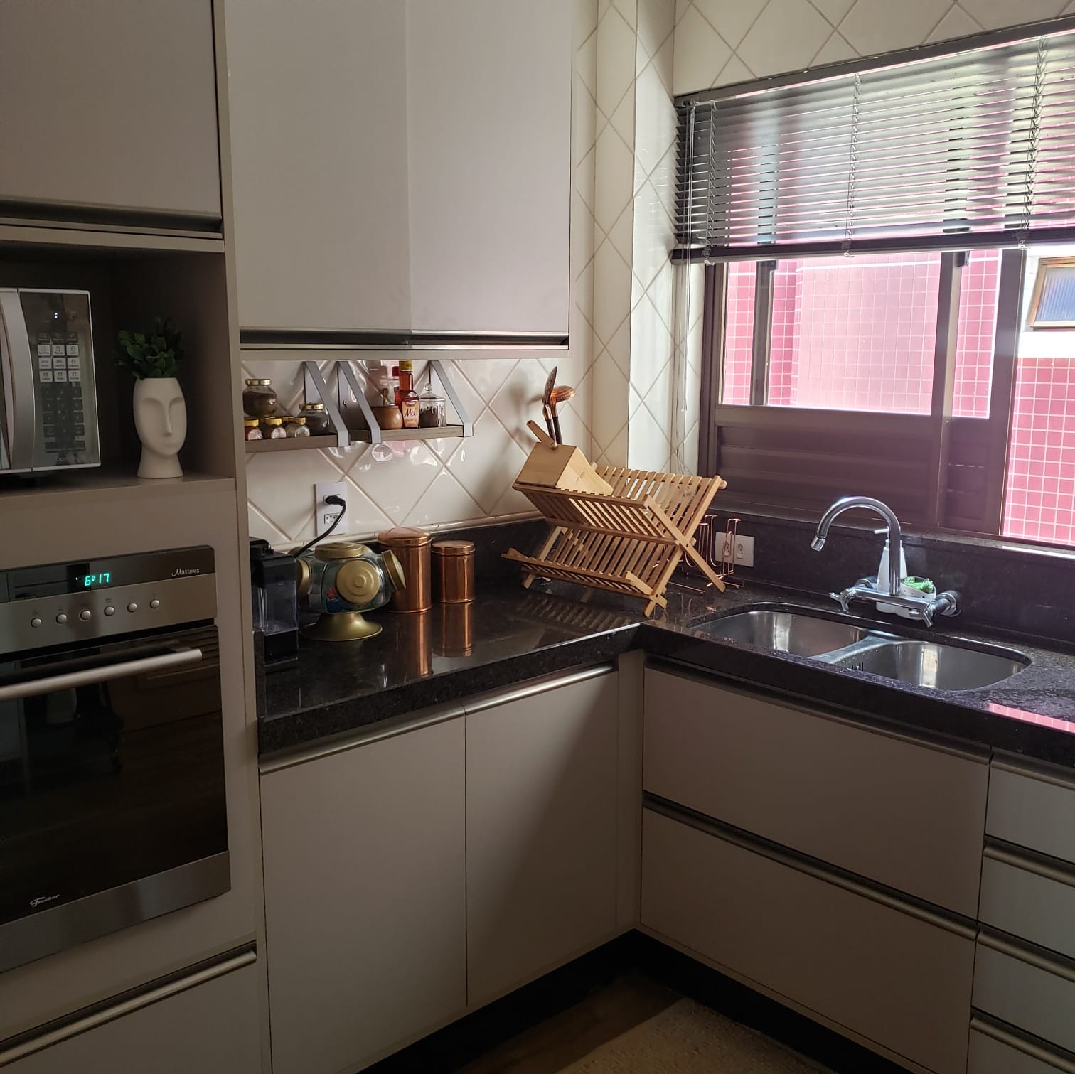 Apartamento para alugar com 2 quartos, 120m² - Foto 7