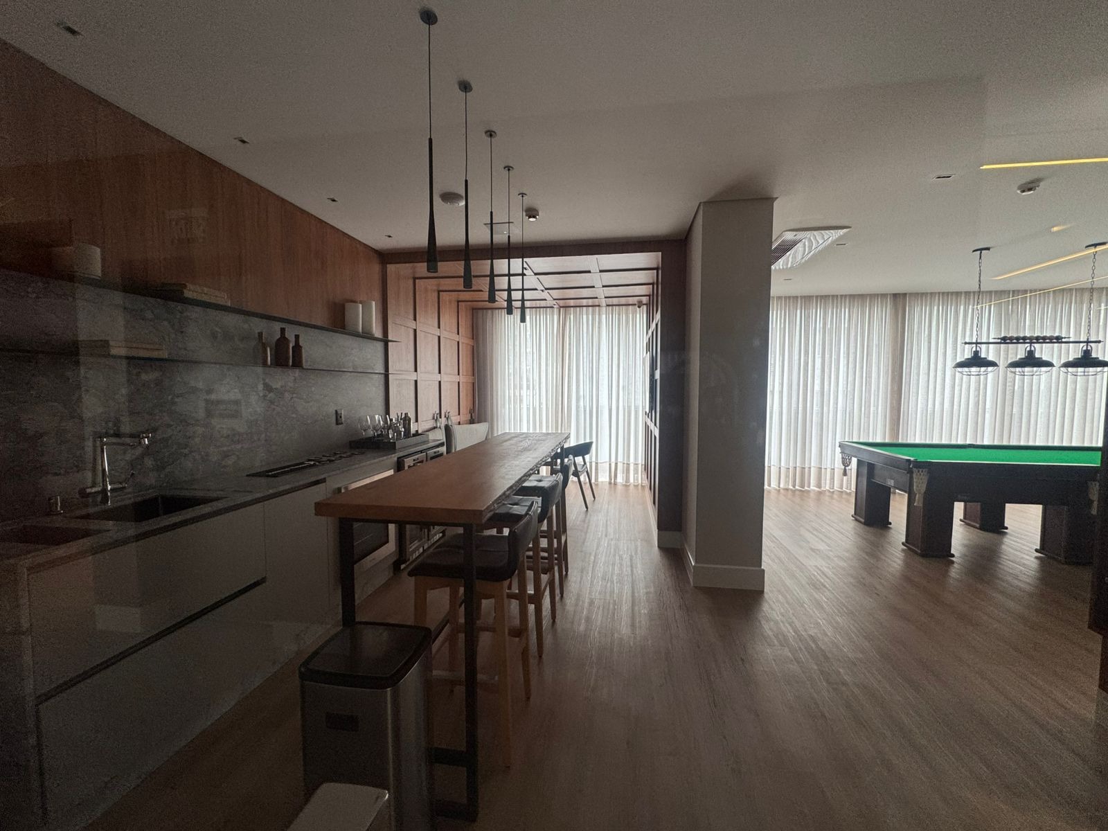 Apartamento à venda com 4 quartos, 190m² - Foto 25