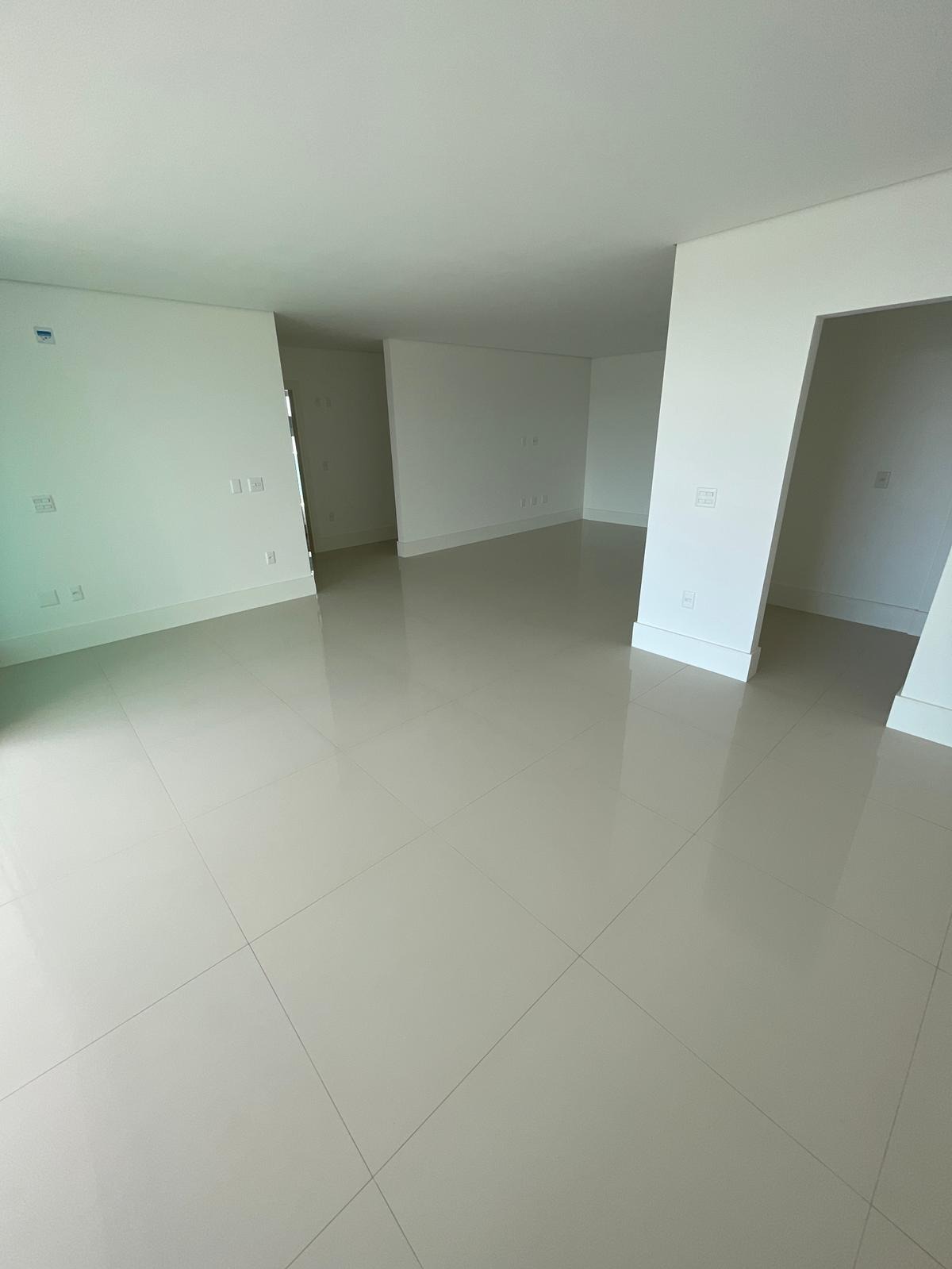 Apartamento à venda com 3 quartos, 150m² - Foto 15