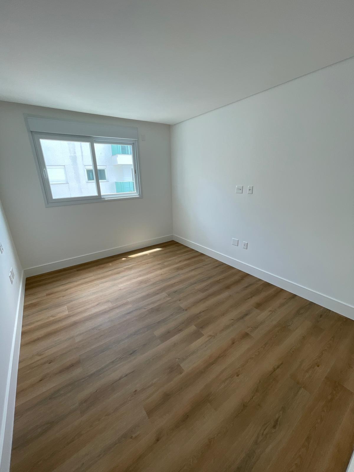 Apartamento à venda com 3 quartos, 150m² - Foto 8