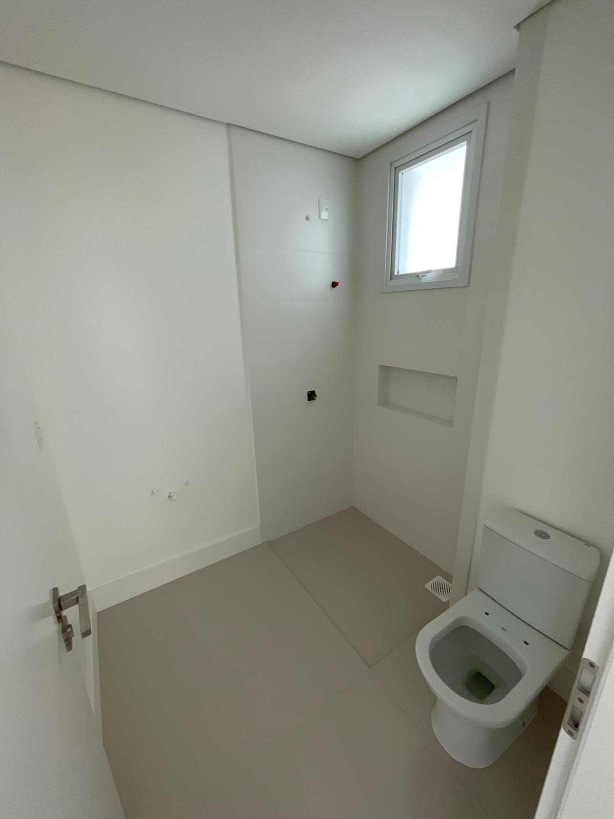 Apartamento à venda com 3 quartos, 150m² - Foto 9