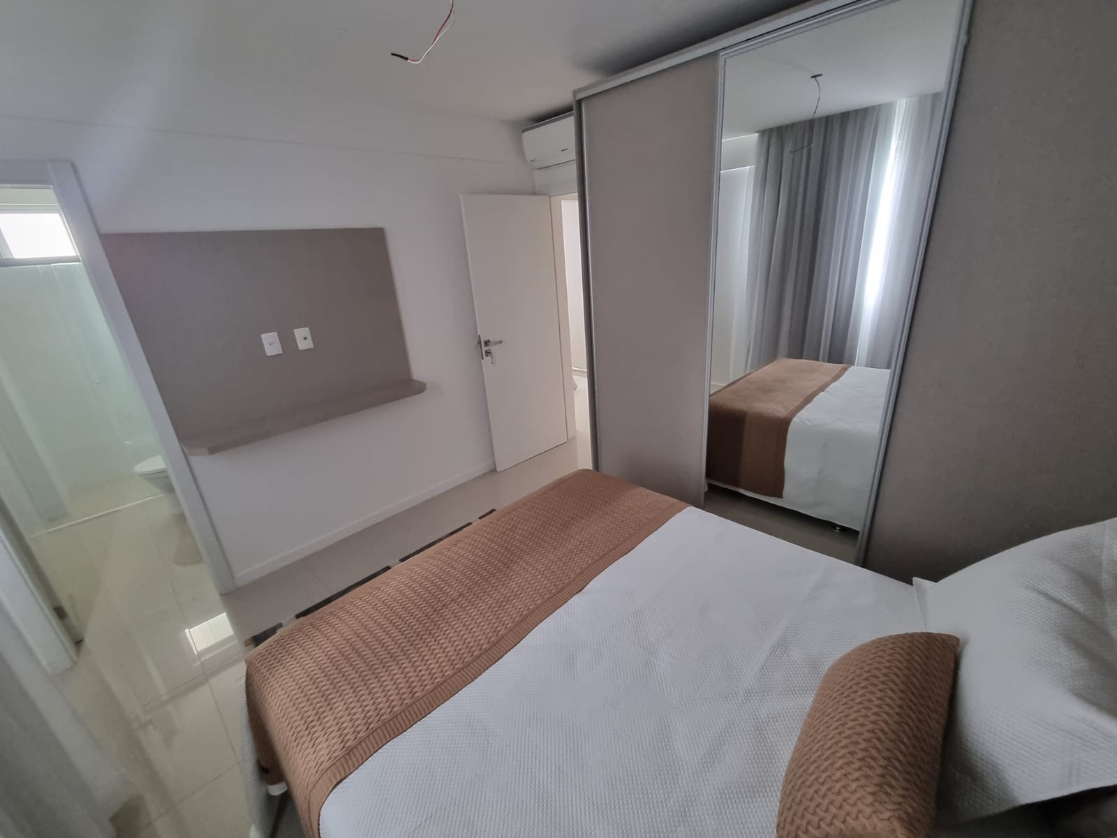 Apartamento à venda com 2 quartos, 100m² - Foto 12