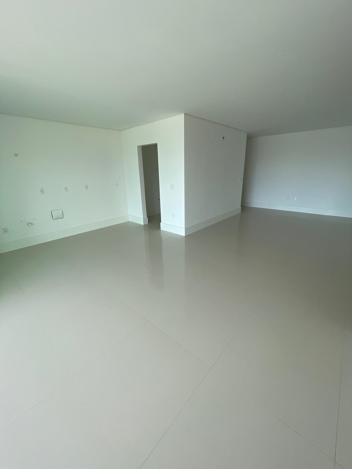 Apartamento à venda com 3 quartos, 151m² - Foto 19