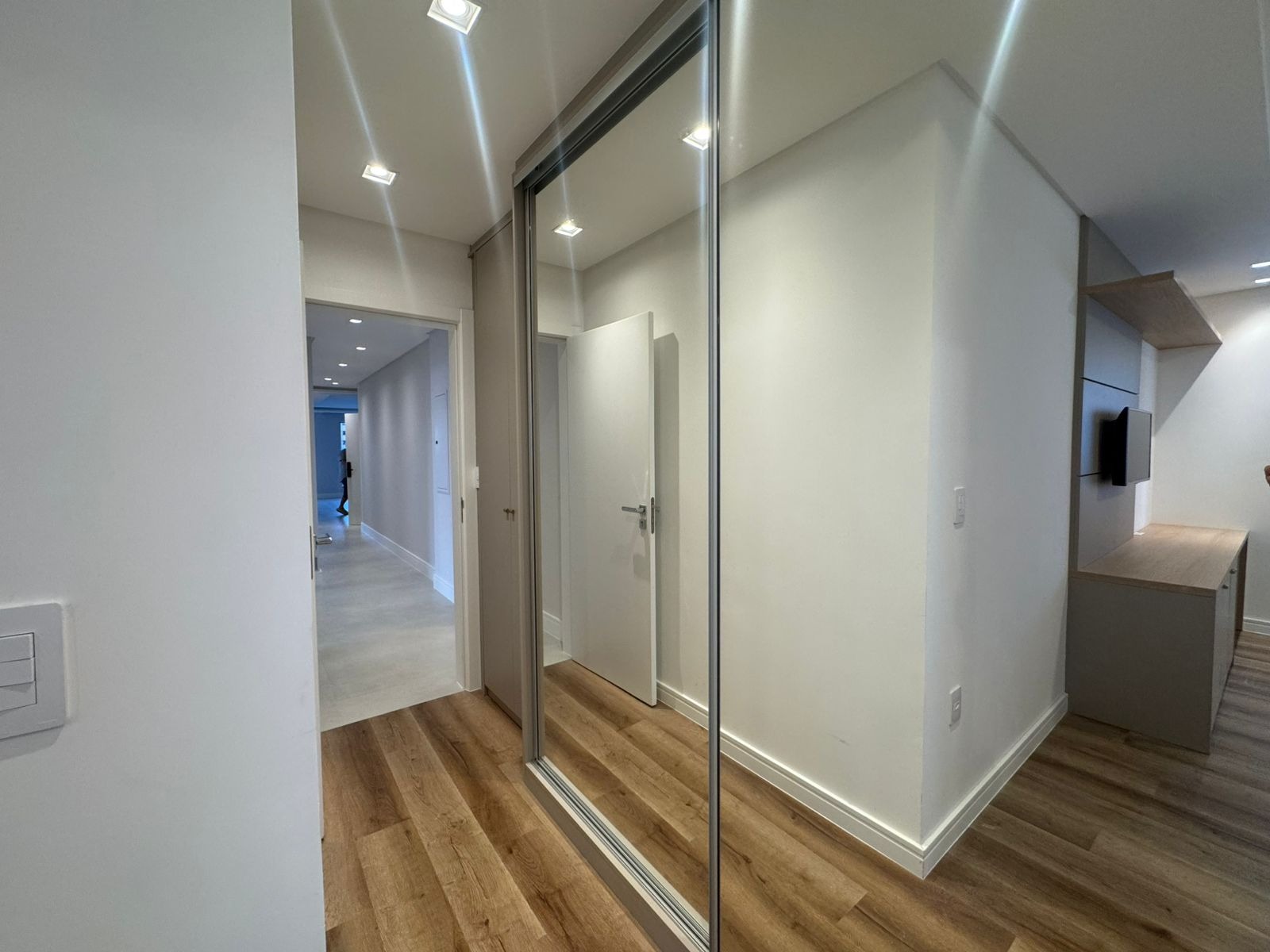 Apartamento à venda com 4 quartos, 163m² - Foto 20