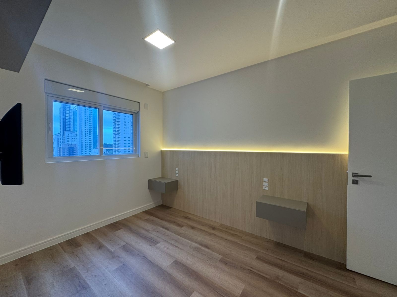 Apartamento à venda com 4 quartos, 163m² - Foto 12