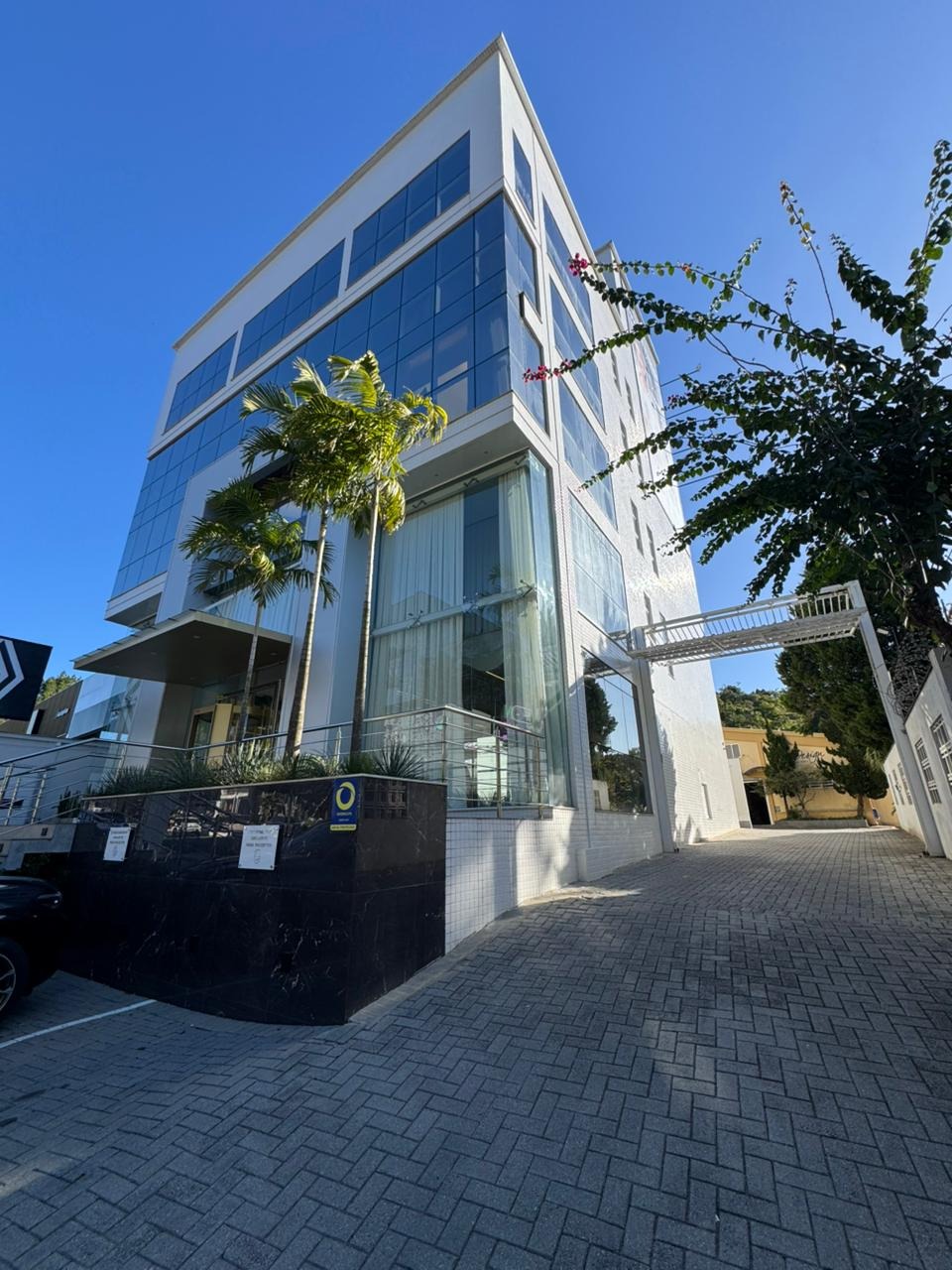 Sala-Conjunto, 250 m² - Foto 1