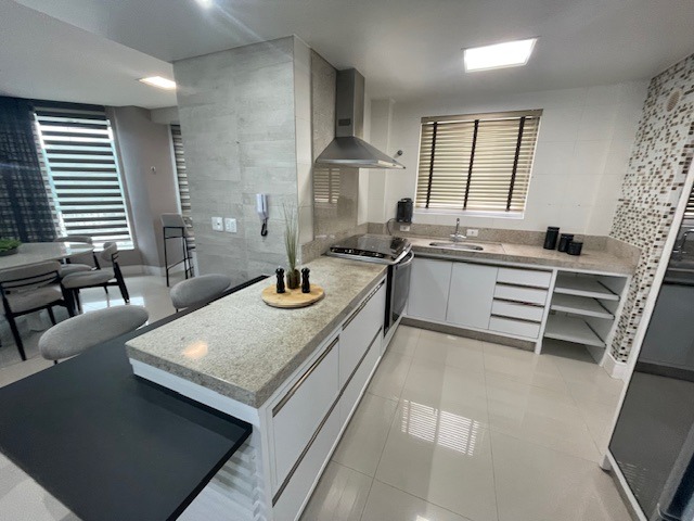 Apartamento, 3 quartos, 135 m² - Foto 4