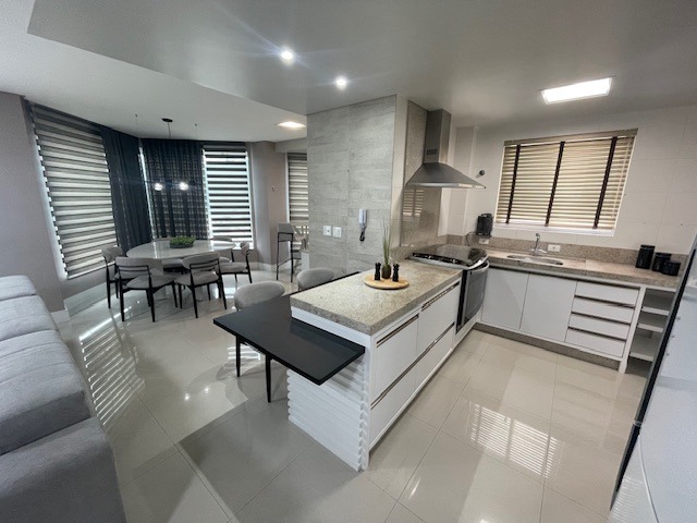 Apartamento, 3 quartos, 135 m² - Foto 3