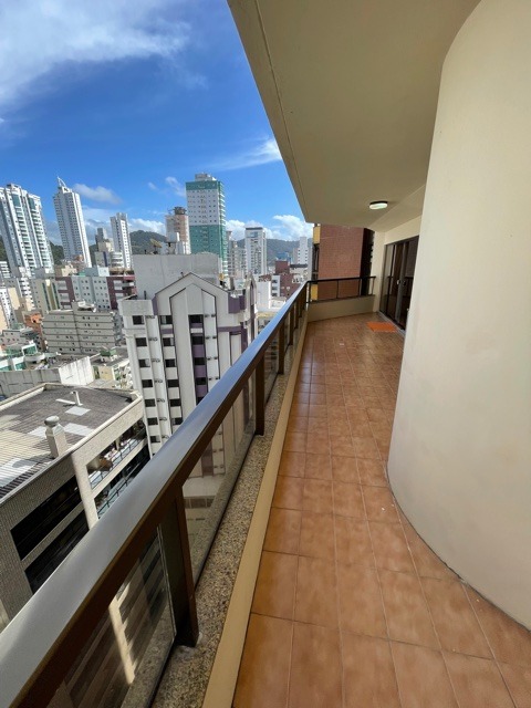 Apartamento, 3 quartos, 223 m² - Foto 8